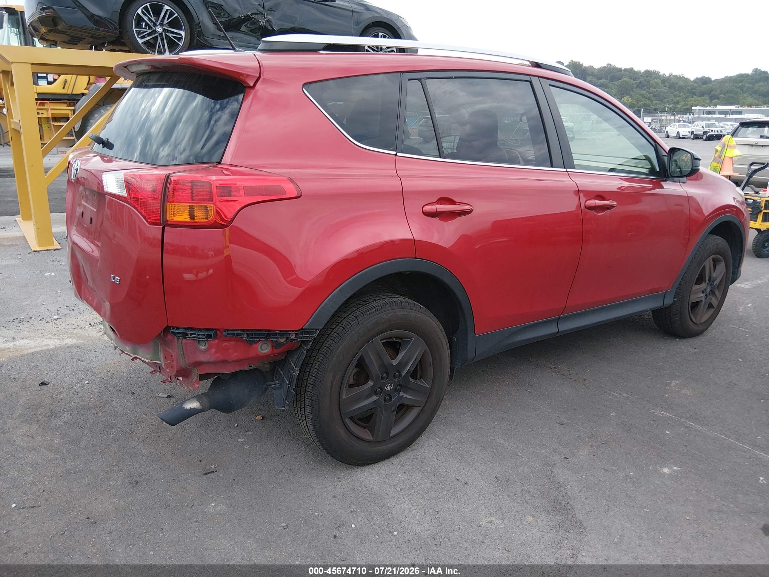2014 Toyota Rav4 Le Red vin: JTMZFREV0EJ012732