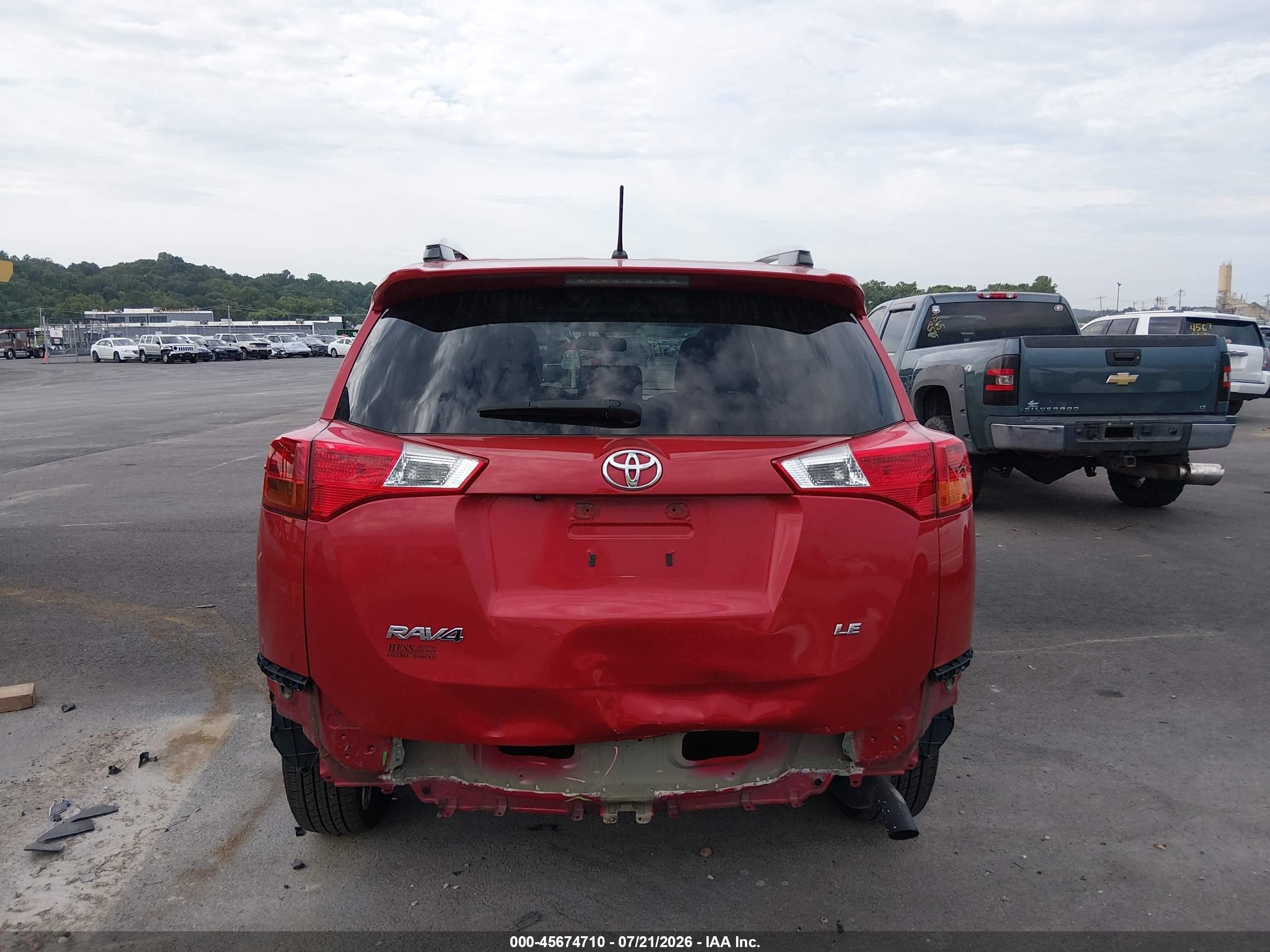 2014 Toyota Rav4 Le Red vin: JTMZFREV0EJ012732