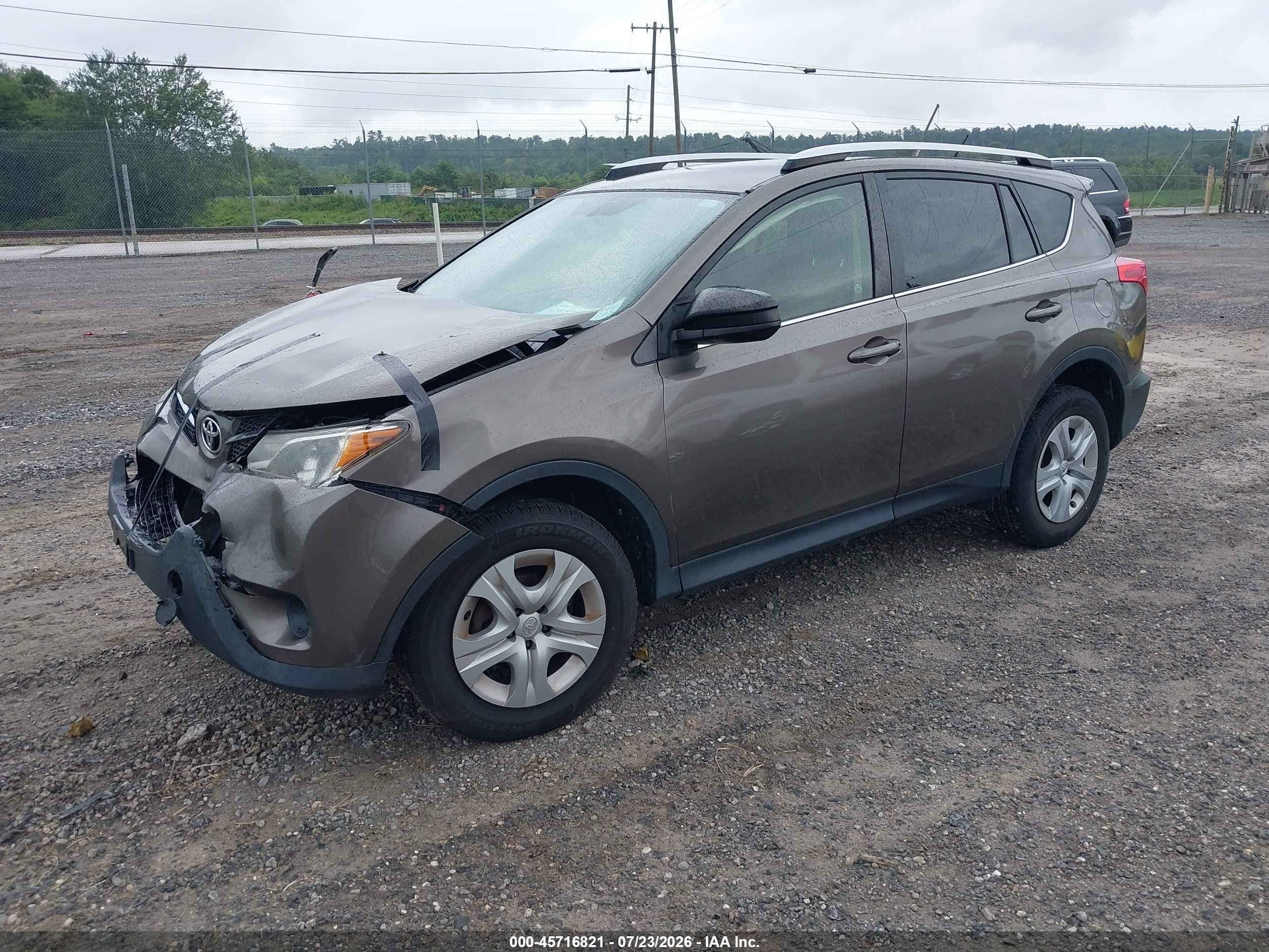 2015 Toyota Rav4 Le Gray vin: JTMZFREV0FD073515