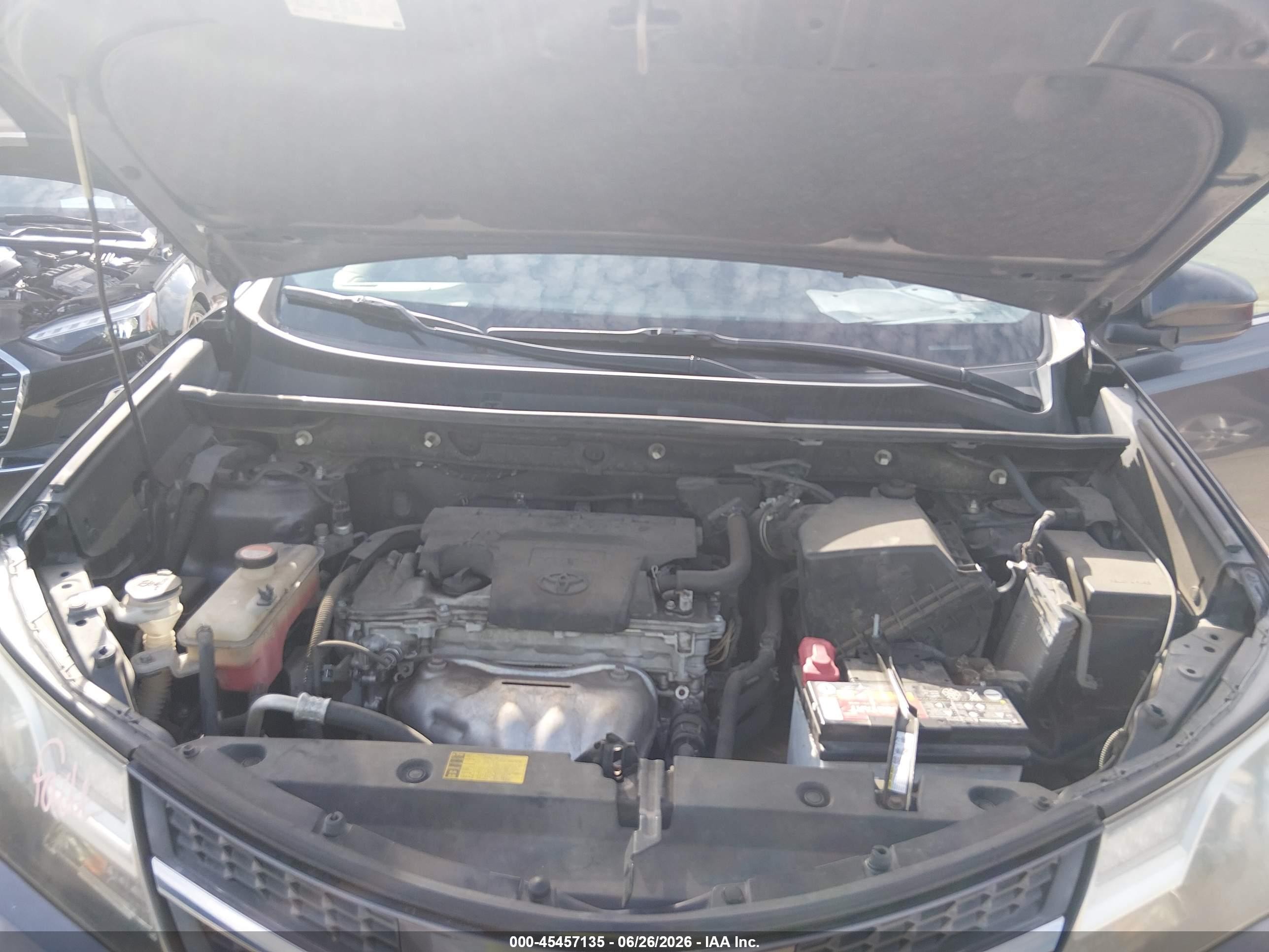 2015 Toyota Rav4 Le Серый vin: JTMZFREV0FJ025773