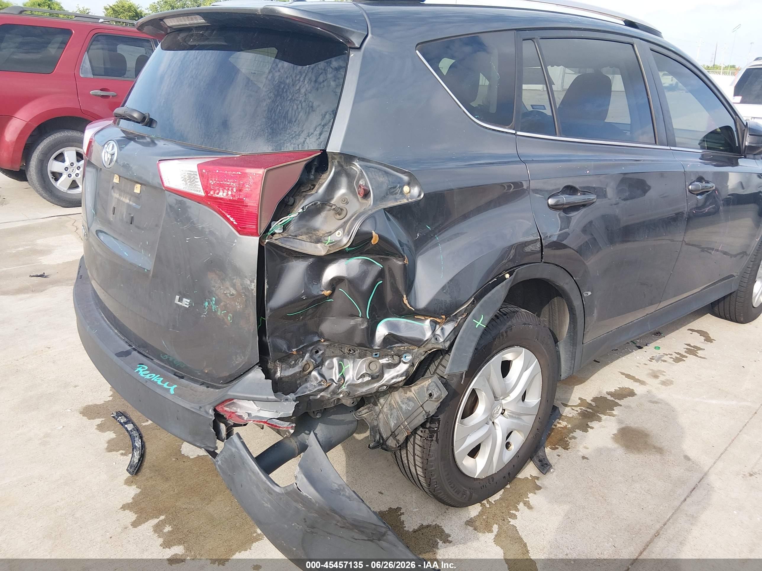 2015 Toyota Rav4 Le Серый vin: JTMZFREV0FJ025773