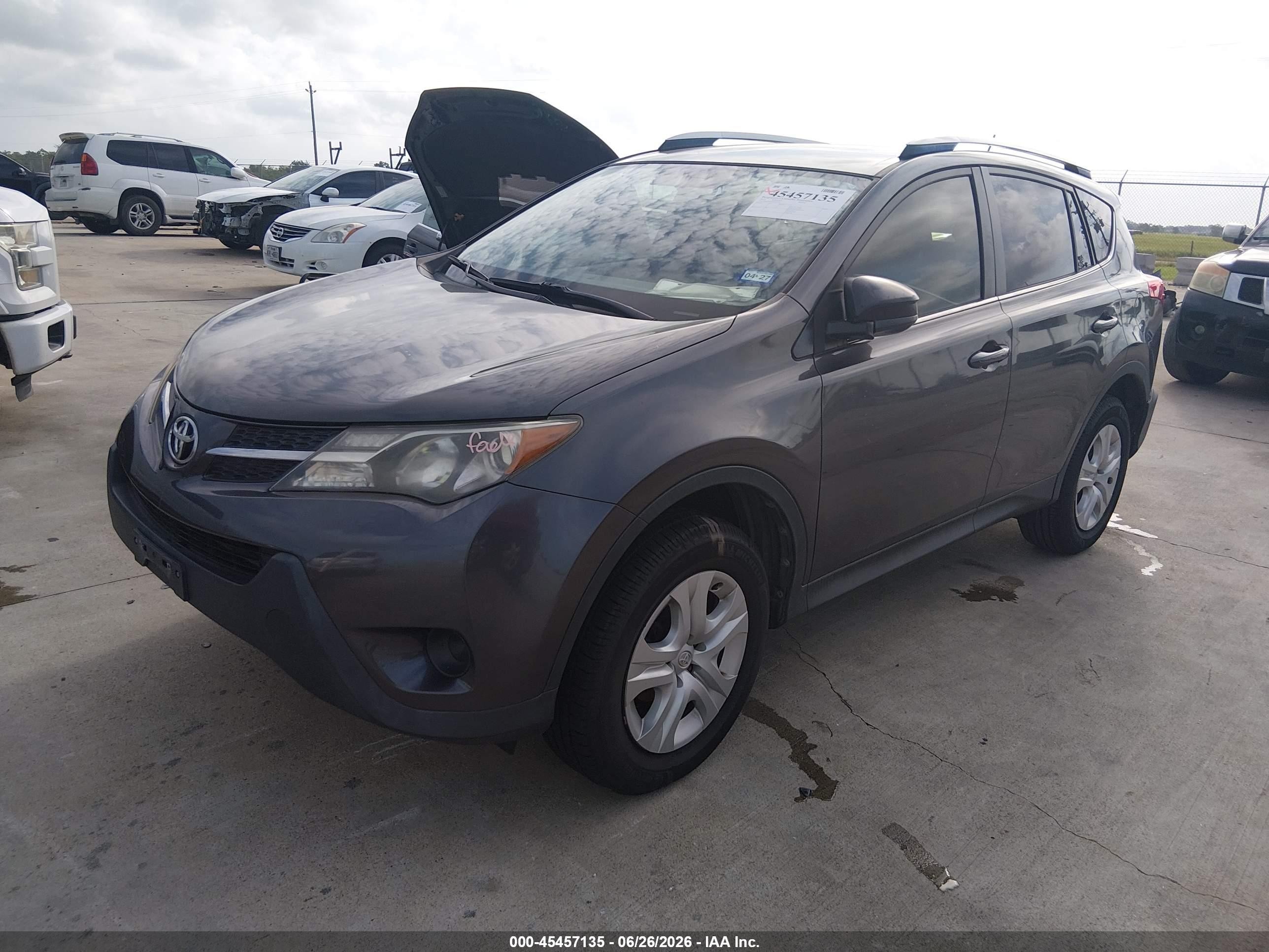 2015 Toyota Rav4 Le Серый vin: JTMZFREV0FJ025773