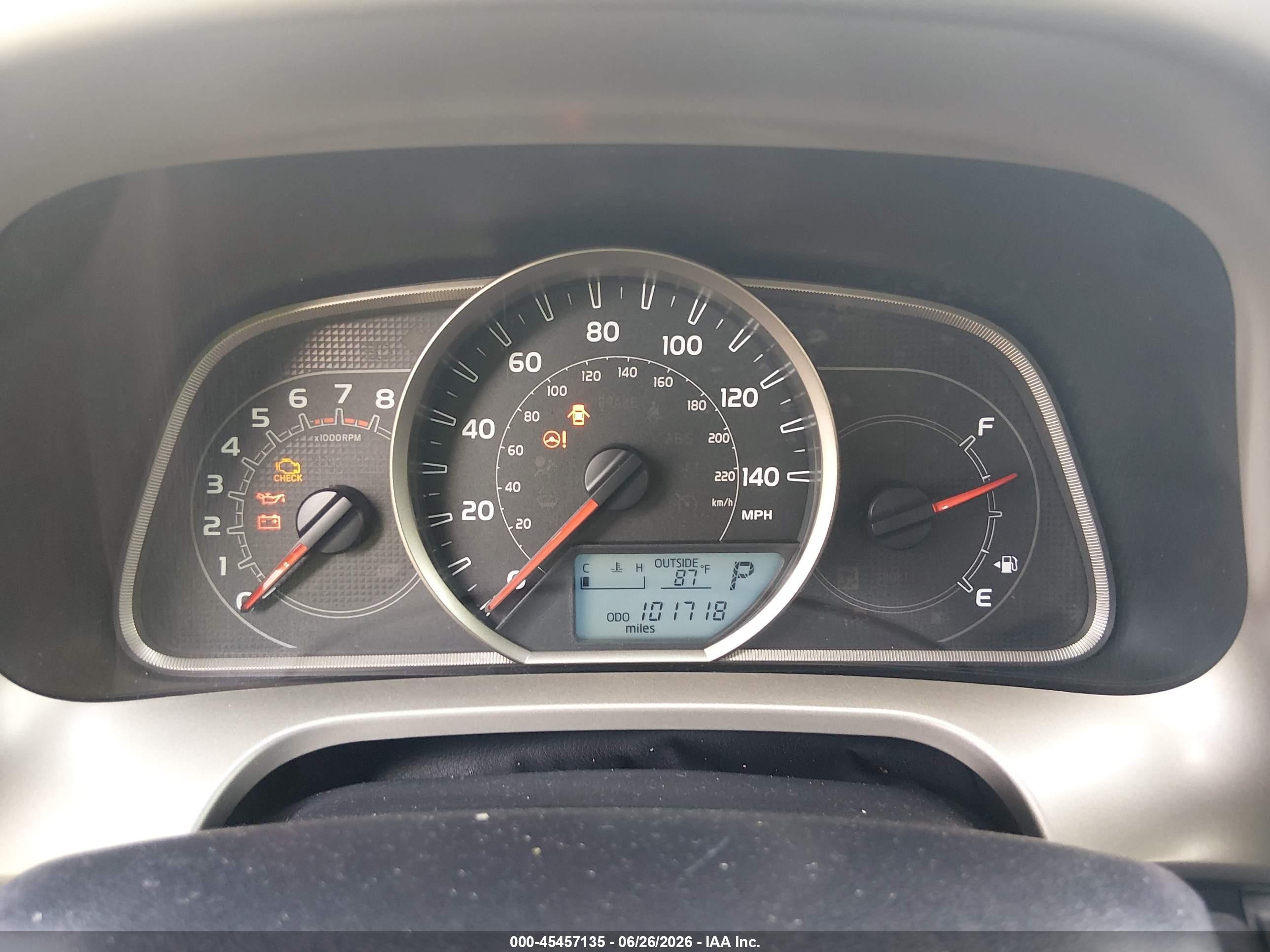 2015 Toyota Rav4 Le Серый vin: JTMZFREV0FJ025773