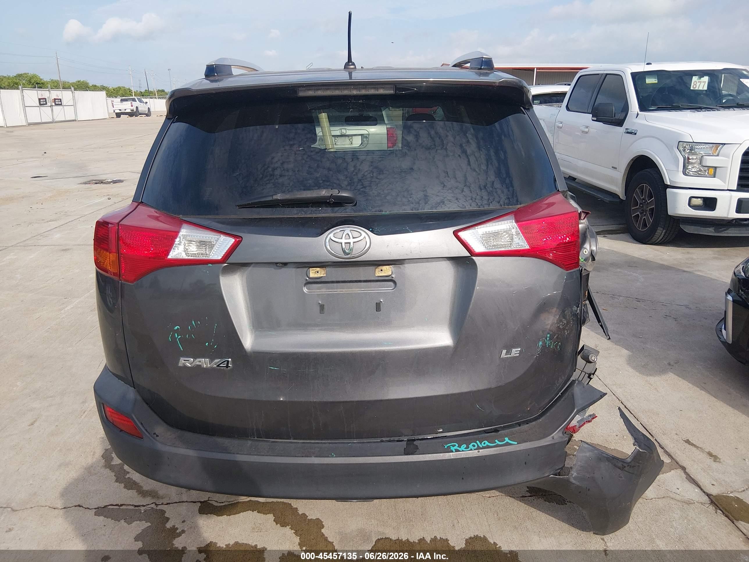2015 Toyota Rav4 Le Серый vin: JTMZFREV0FJ025773