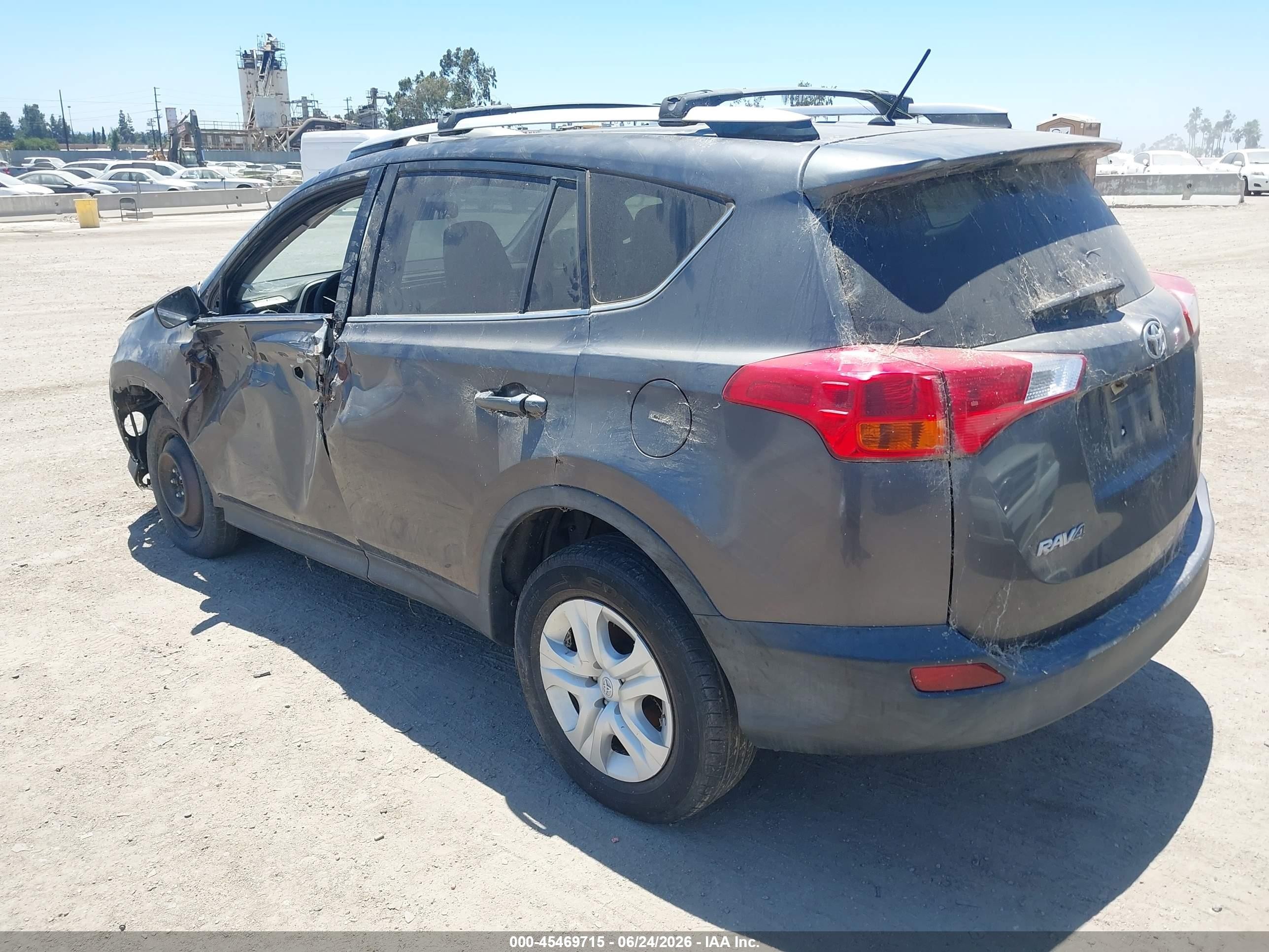 2015 Toyota Rav4 Le Gray vin: JTMZFREV0FJ036062