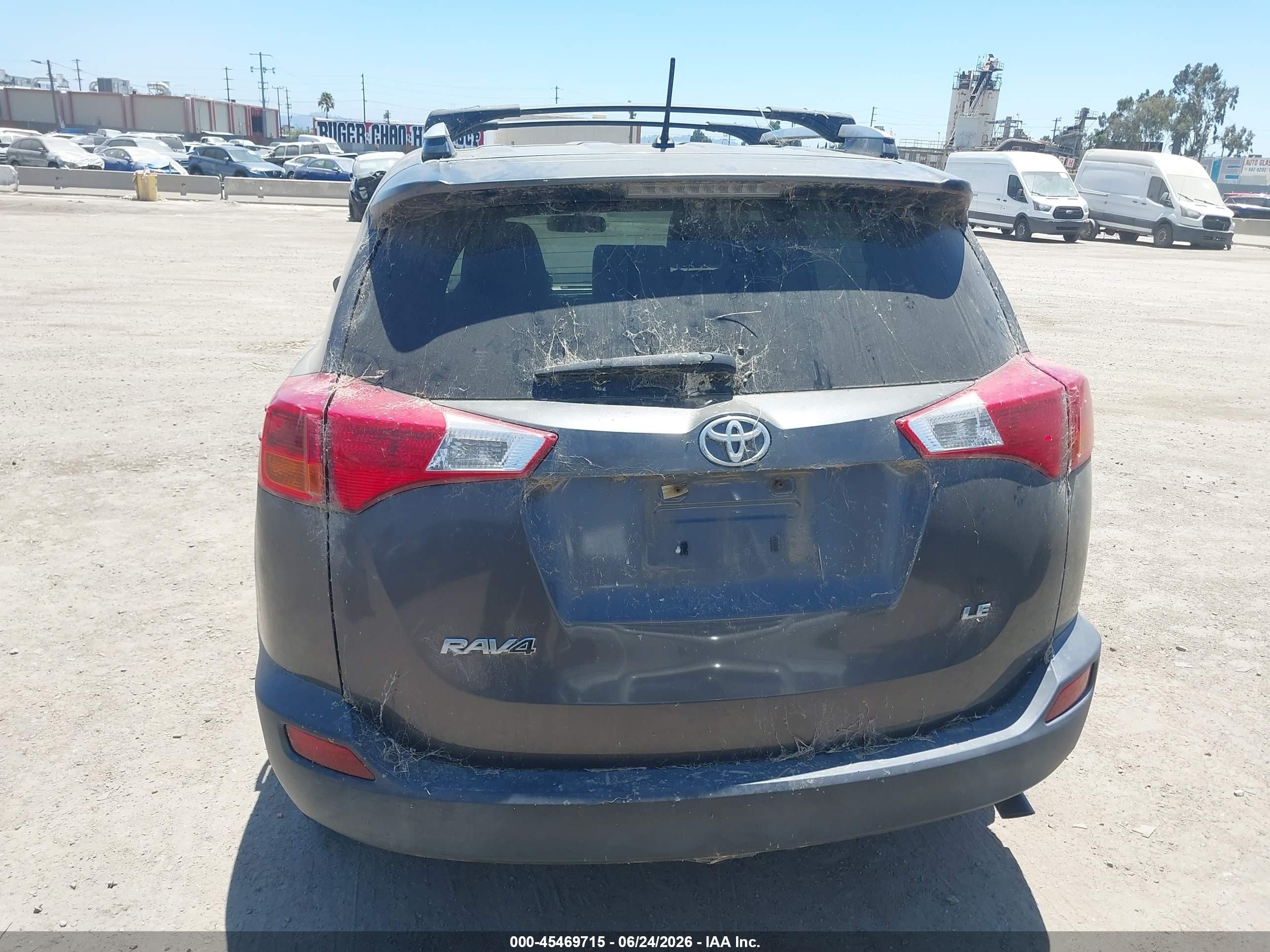 2015 Toyota Rav4 Le Gray vin: JTMZFREV0FJ036062