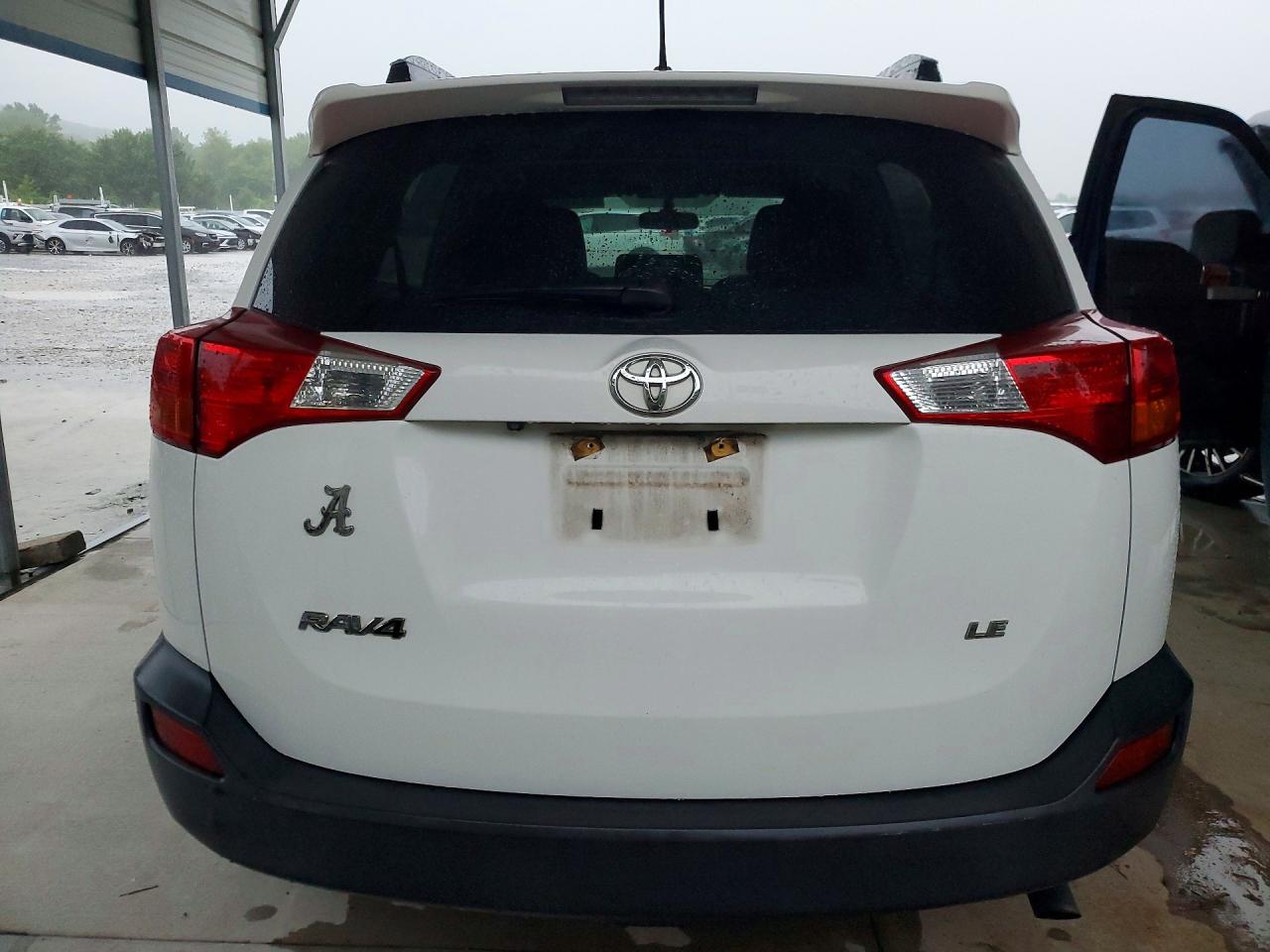 2015 Toyota Rav4 White vin: JTMZFREV0FJ055341