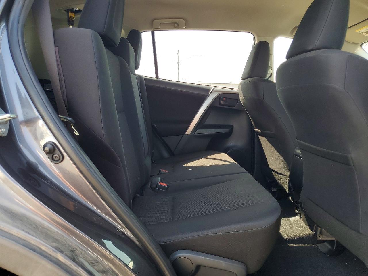 2018 Toyota Rav4 Gray vin: JTMZFREV0JJ742540