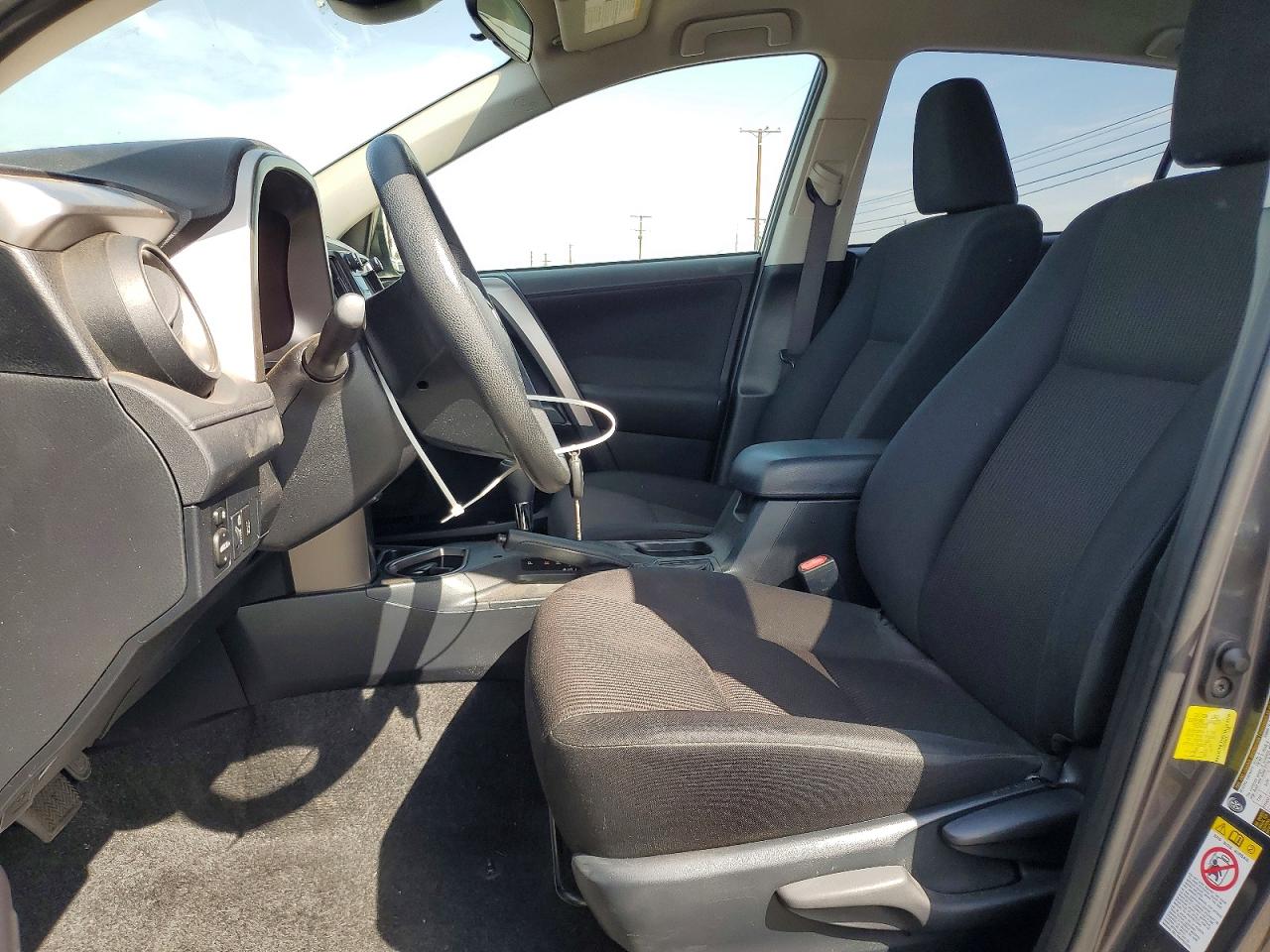 2018 Toyota Rav4 Gray vin: JTMZFREV0JJ742540