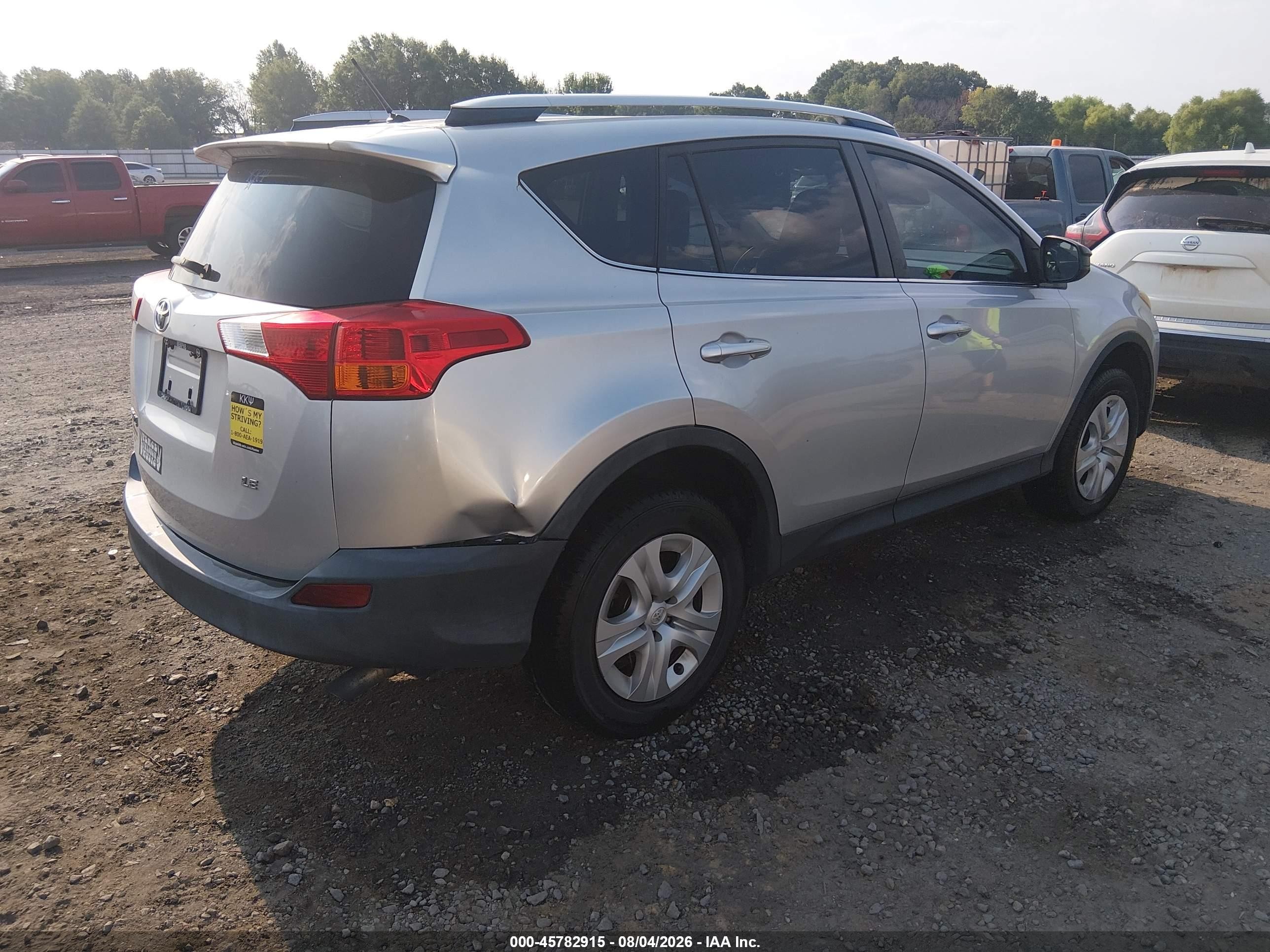 2013 Toyota Rav4 Le Silver vin: JTMZFREV1DD012770