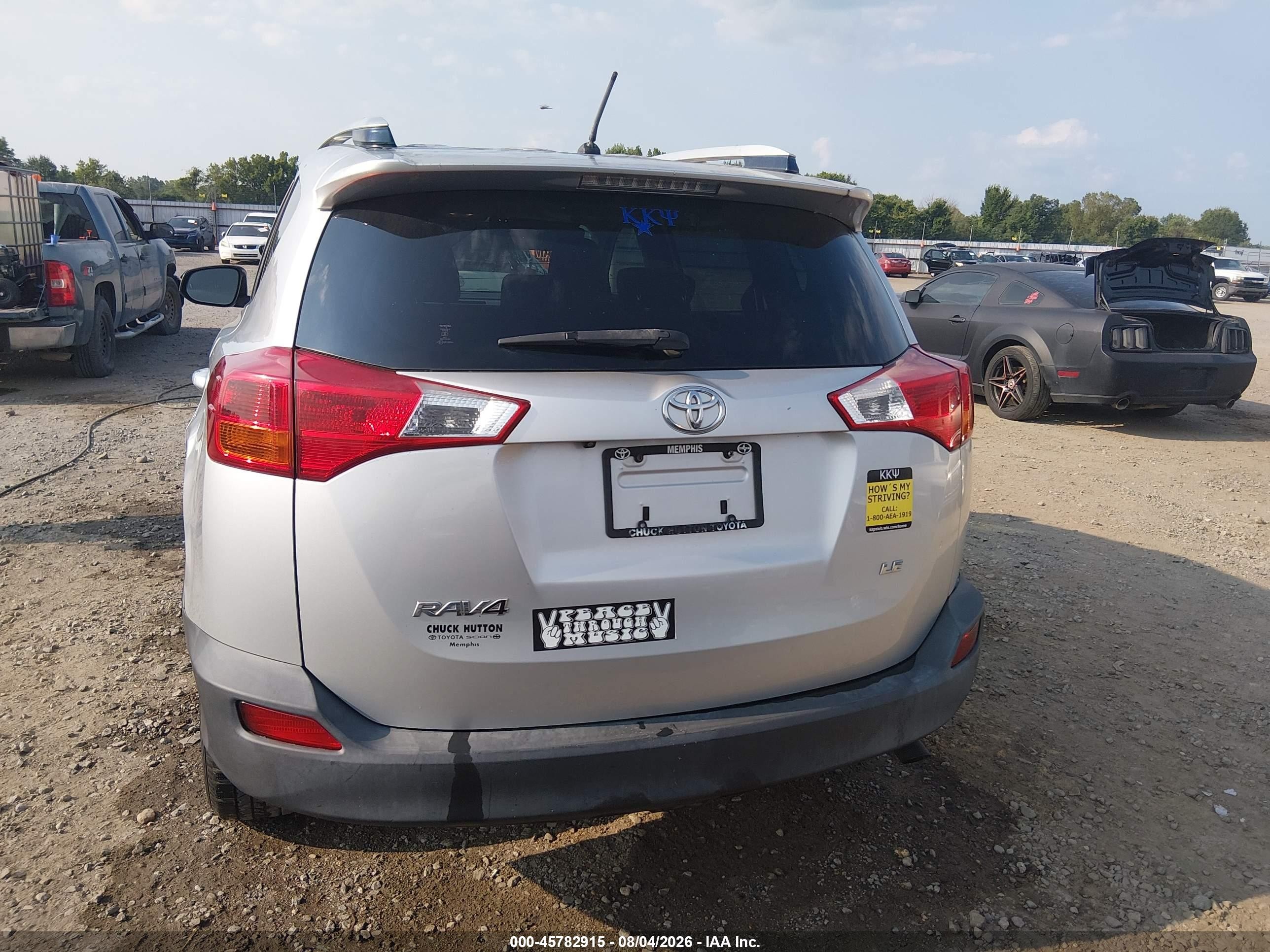 2013 Toyota Rav4 Le Silver vin: JTMZFREV1DD012770