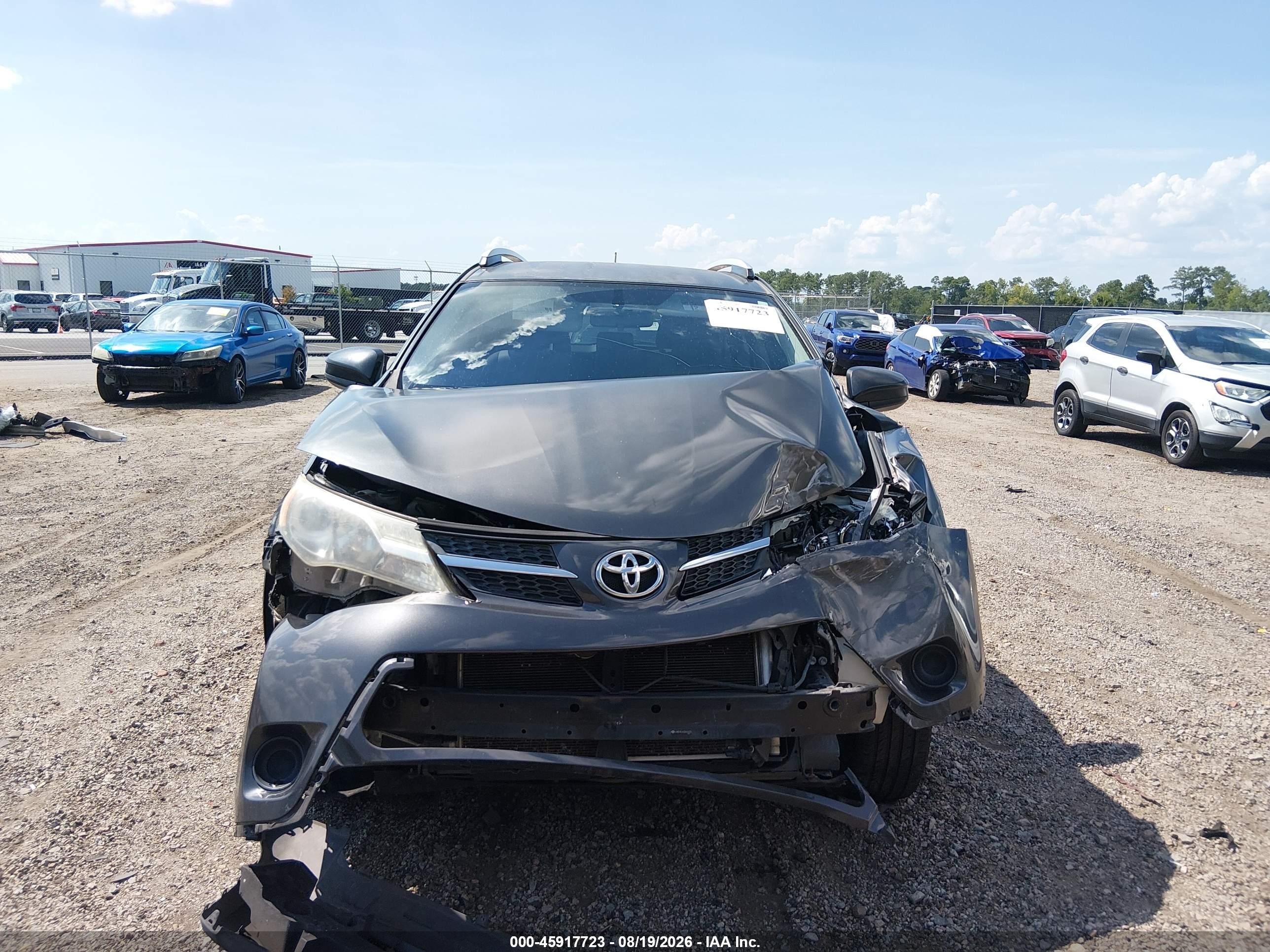 2013 Toyota Rav4 Le Gray vin: JTMZFREV1DD024255