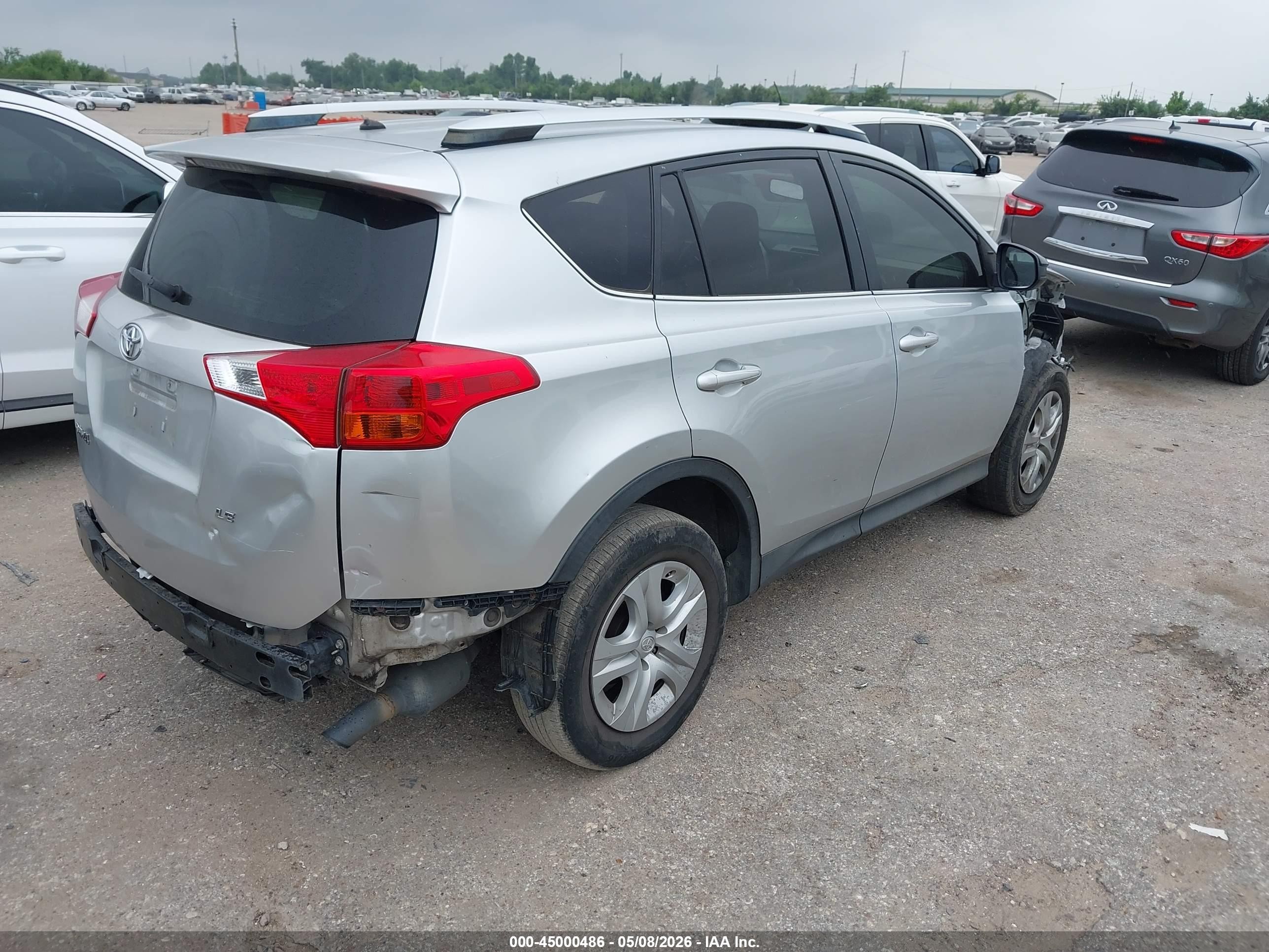 2014 Toyota Rav4 Le Silver vin: JTMZFREV1ED027688