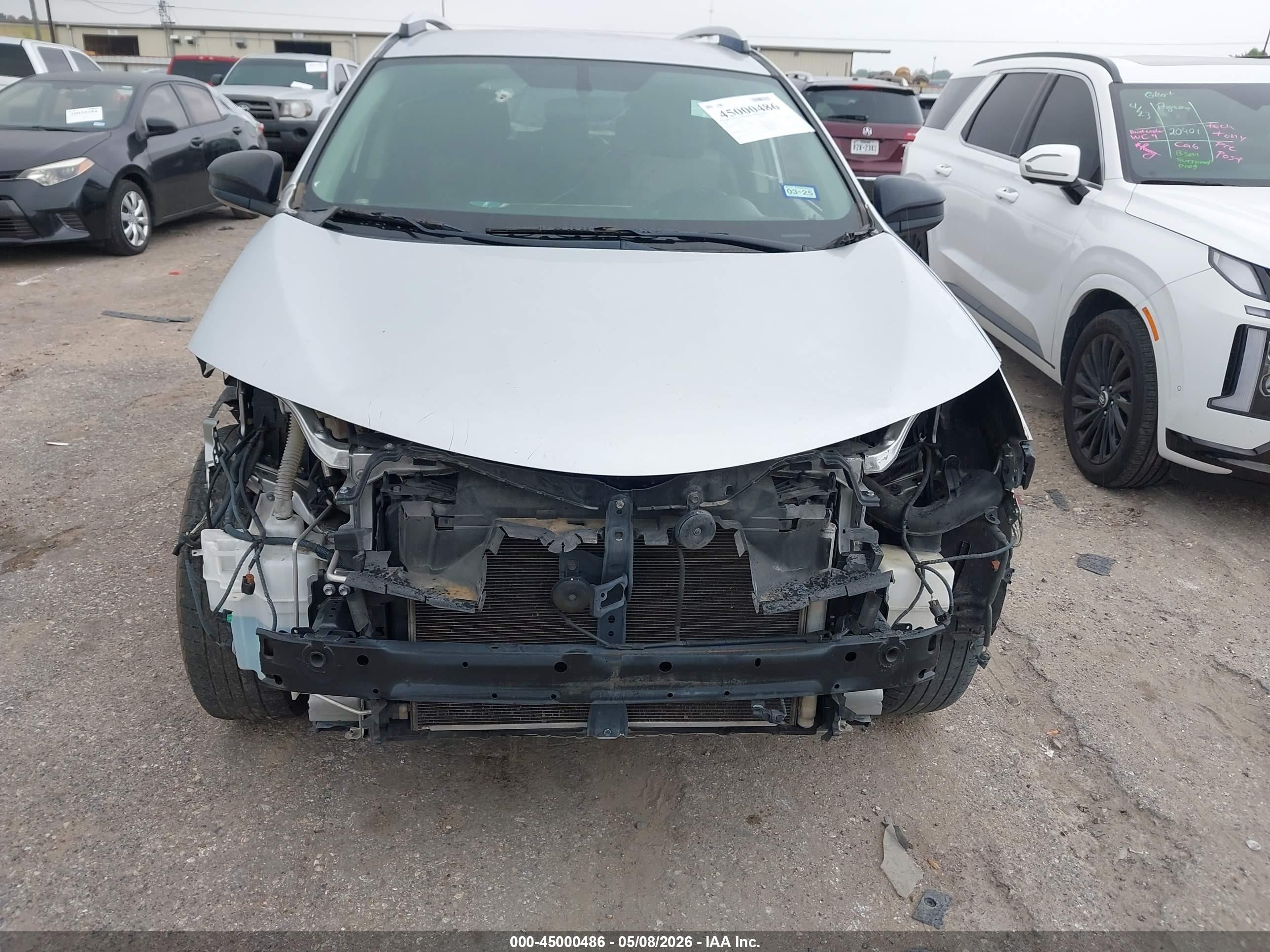 2014 Toyota Rav4 Le Silver vin: JTMZFREV1ED027688