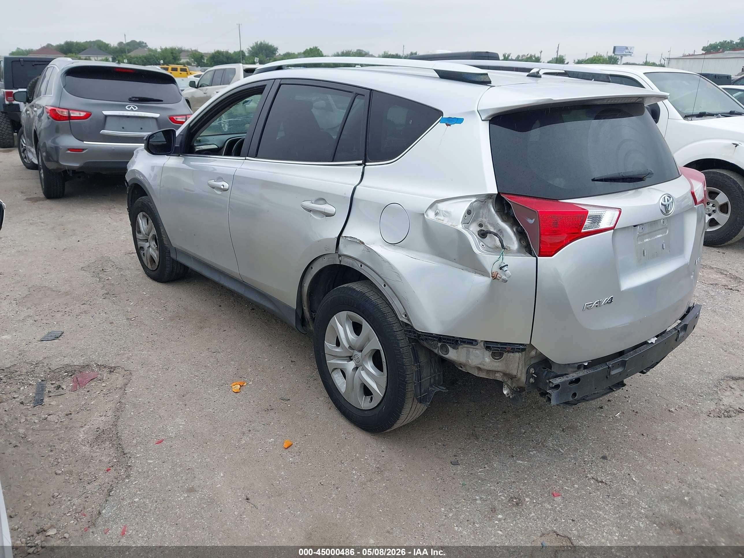 2014 Toyota Rav4 Le Silver vin: JTMZFREV1ED027688