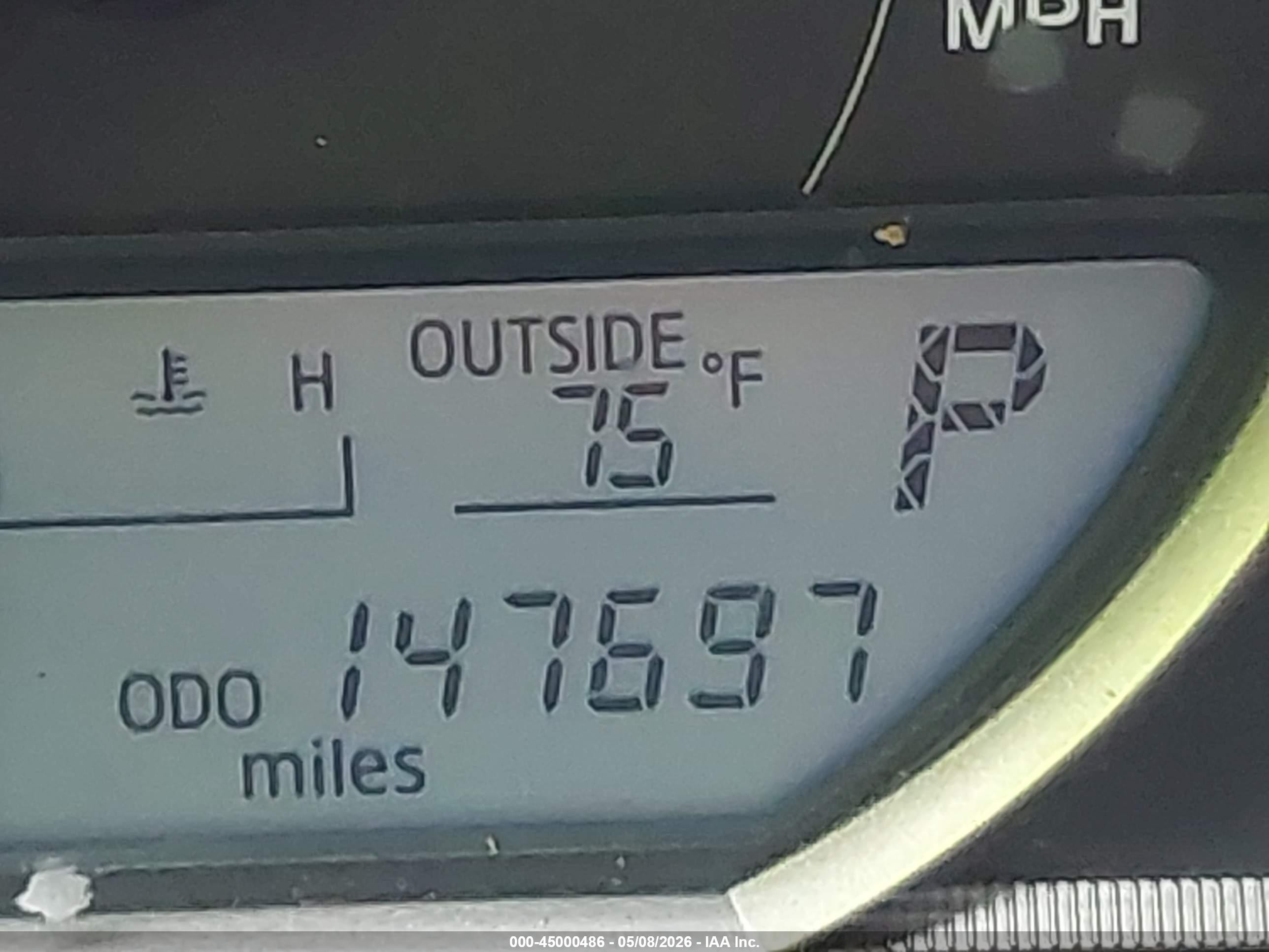 2014 Toyota Rav4 Le Silver vin: JTMZFREV1ED027688