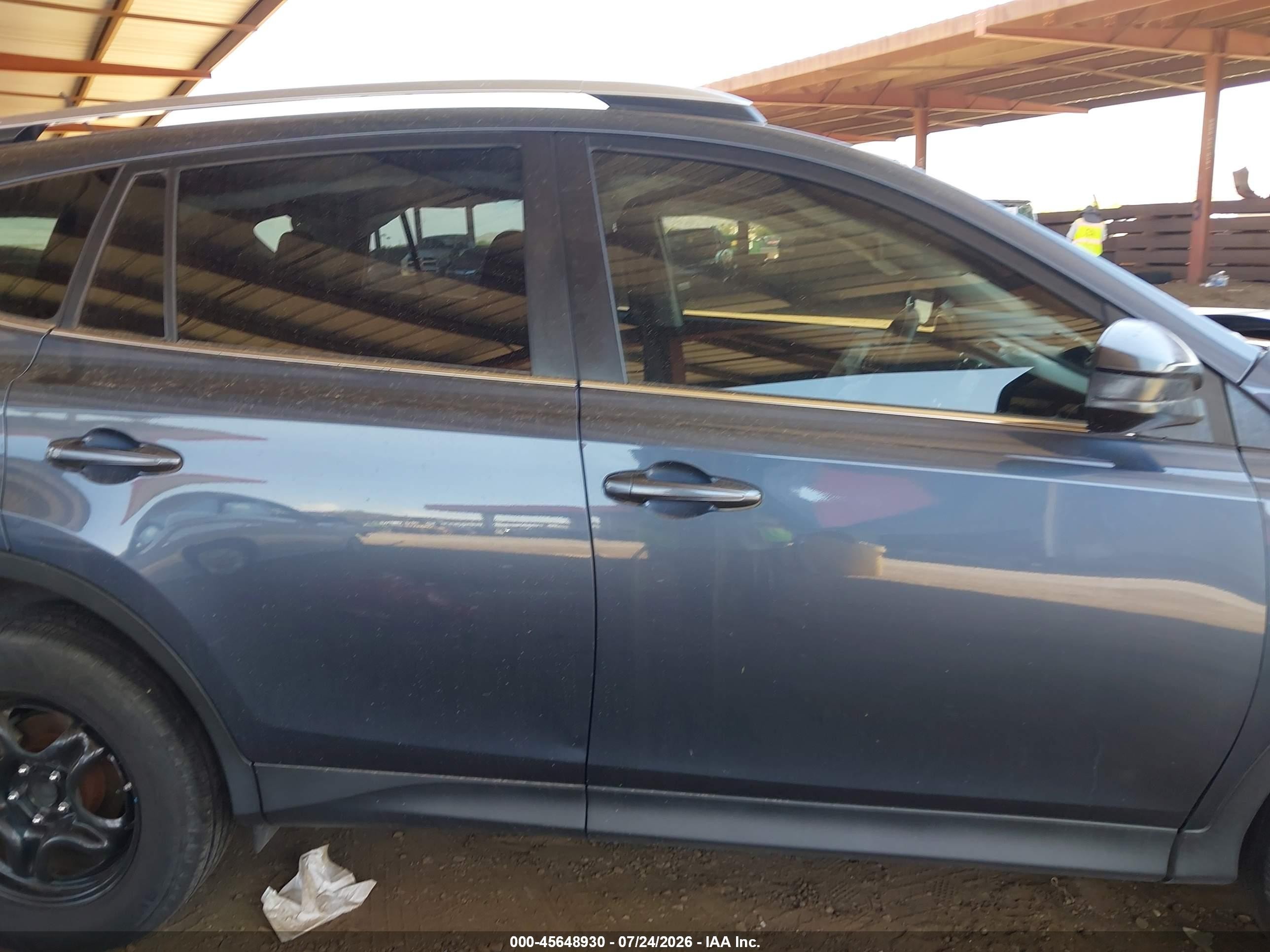 2014 Toyota Rav4 Le Gray vin: JTMZFREV1ED034530