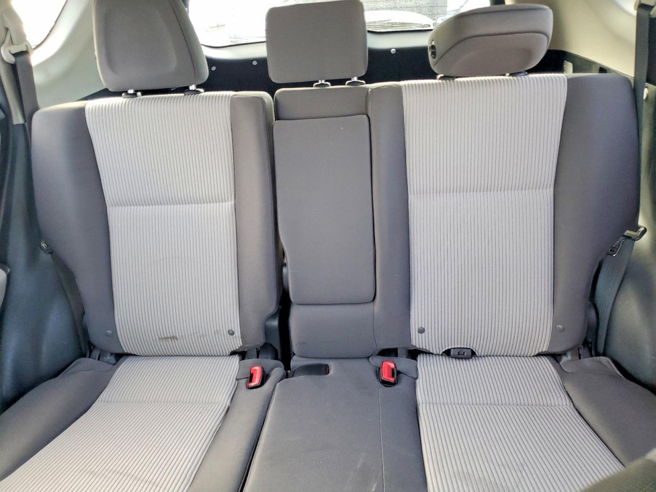 2014 Toyota Rav4 Le Blue vin: JTMZFREV1ED037881