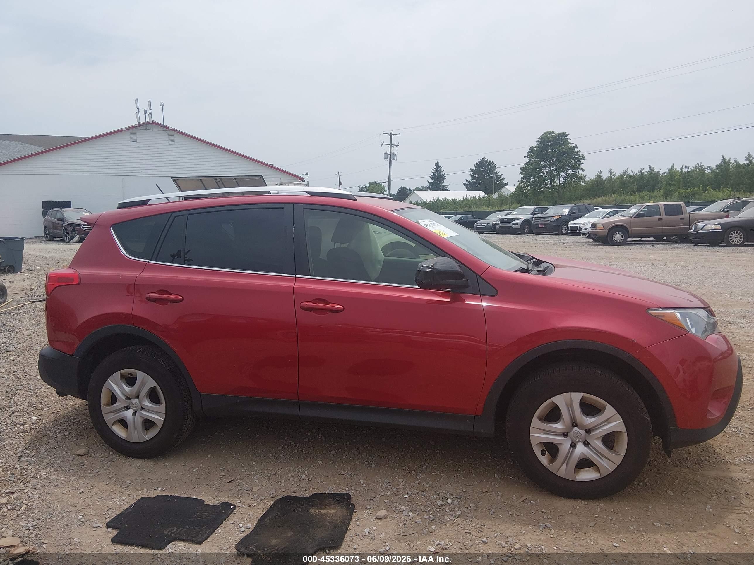 2014 Toyota Rav4 Le Red vin: JTMZFREV1ED041946