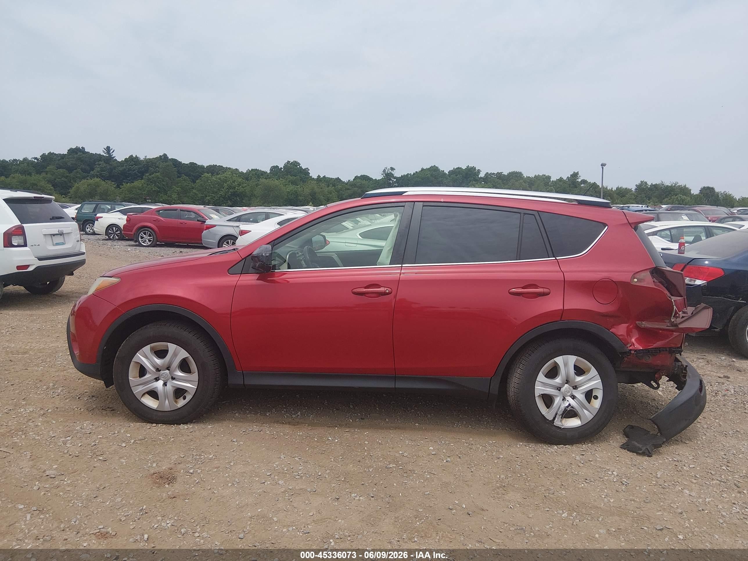 2014 Toyota Rav4 Le Red vin: JTMZFREV1ED041946