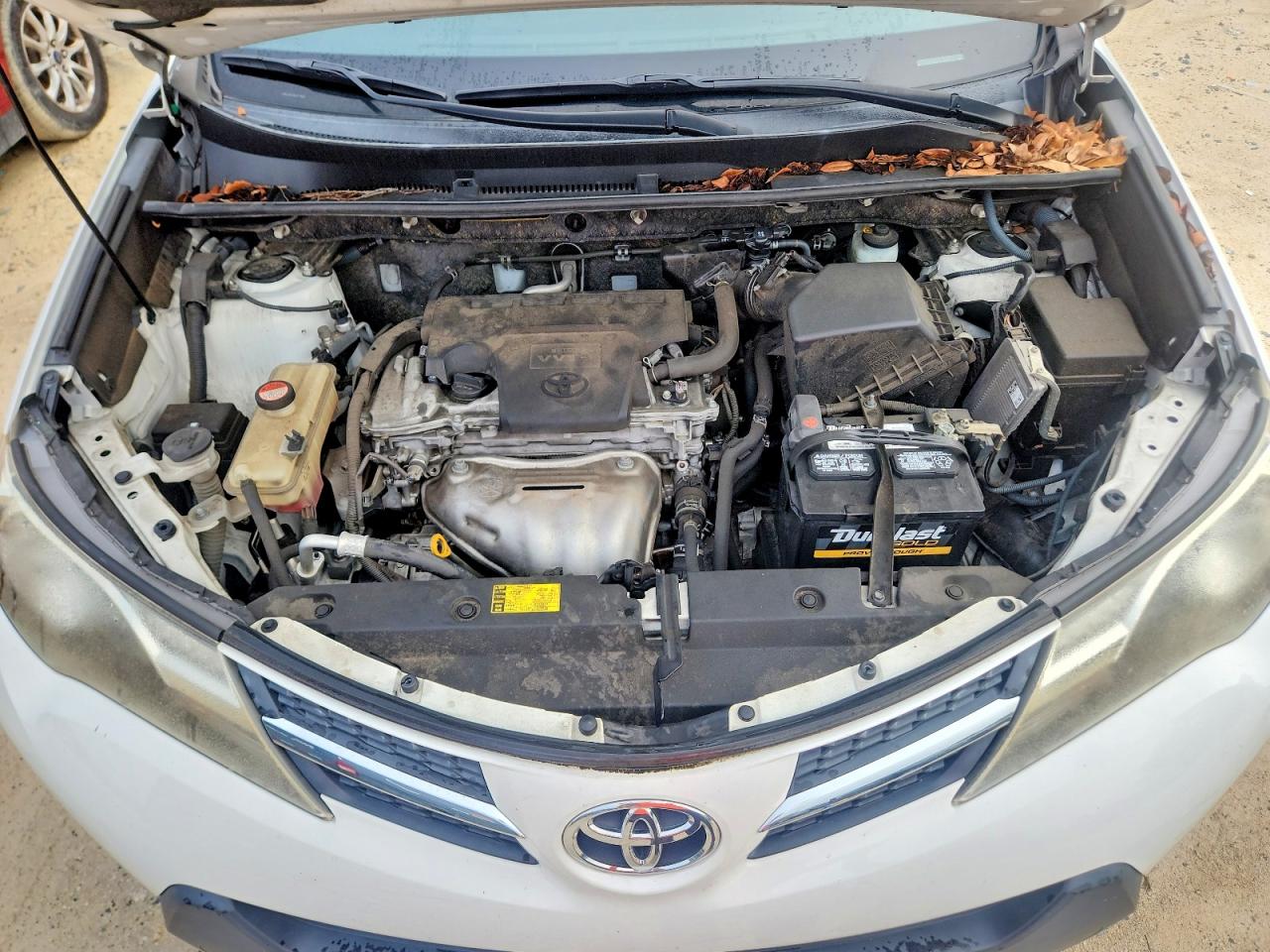 2014 Toyota Rav4 Le Белый vin: JTMZFREV1EJ009130