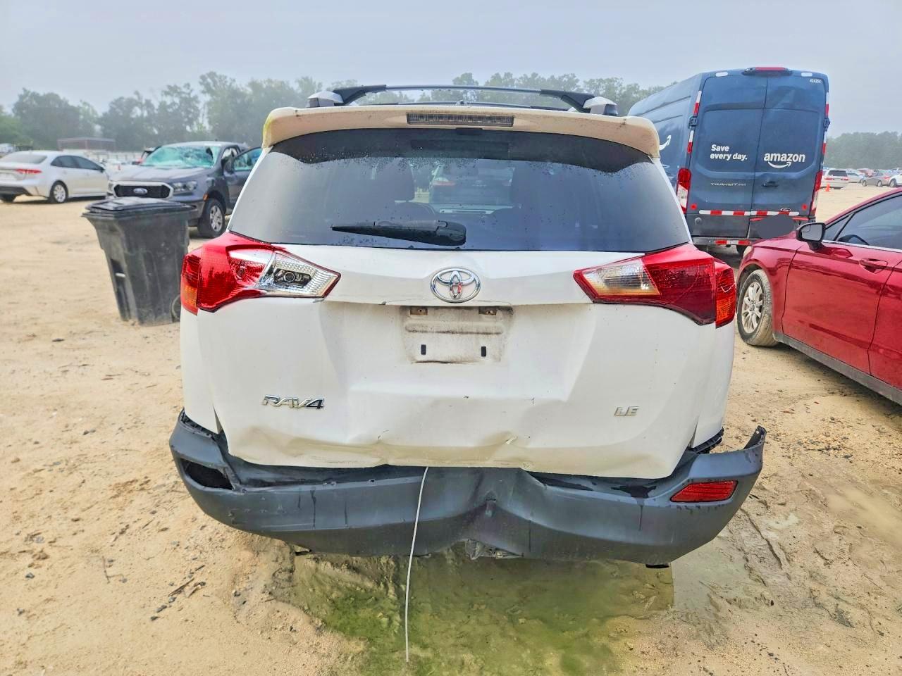 2014 Toyota Rav4 Le Белый vin: JTMZFREV1EJ009130