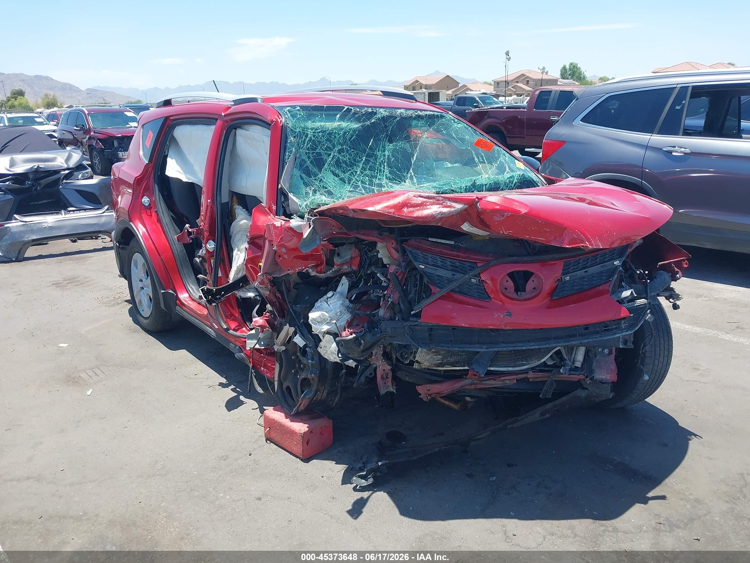 2014 Toyota Rav4 Le Red vin: JTMZFREV1EJ017941
