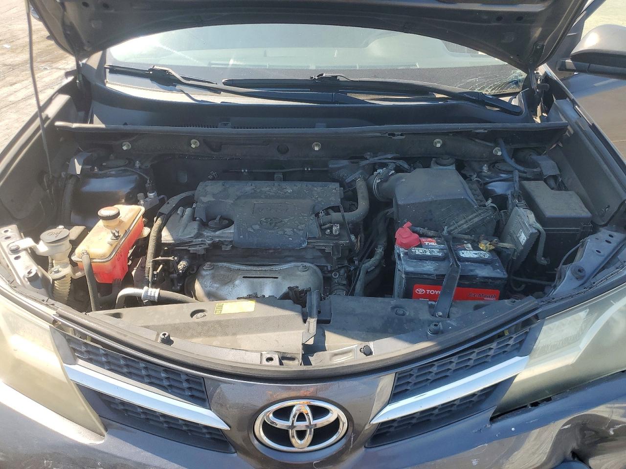 2014 Toyota Rav4 Le Gray vin: JTMZFREV1EJ023206