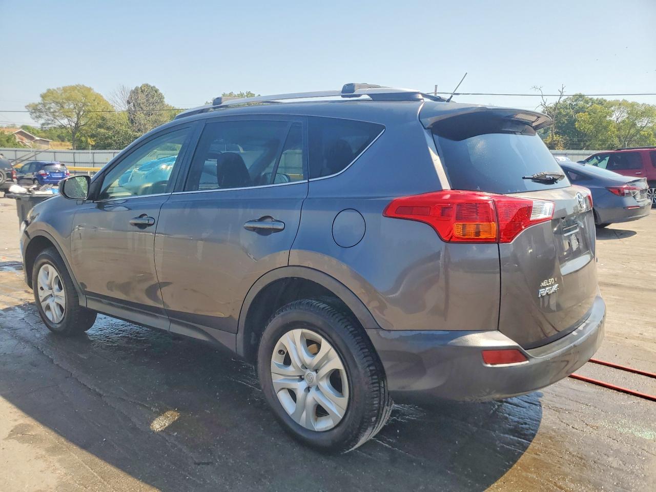 2014 Toyota Rav4 Le Gray vin: JTMZFREV1EJ023206