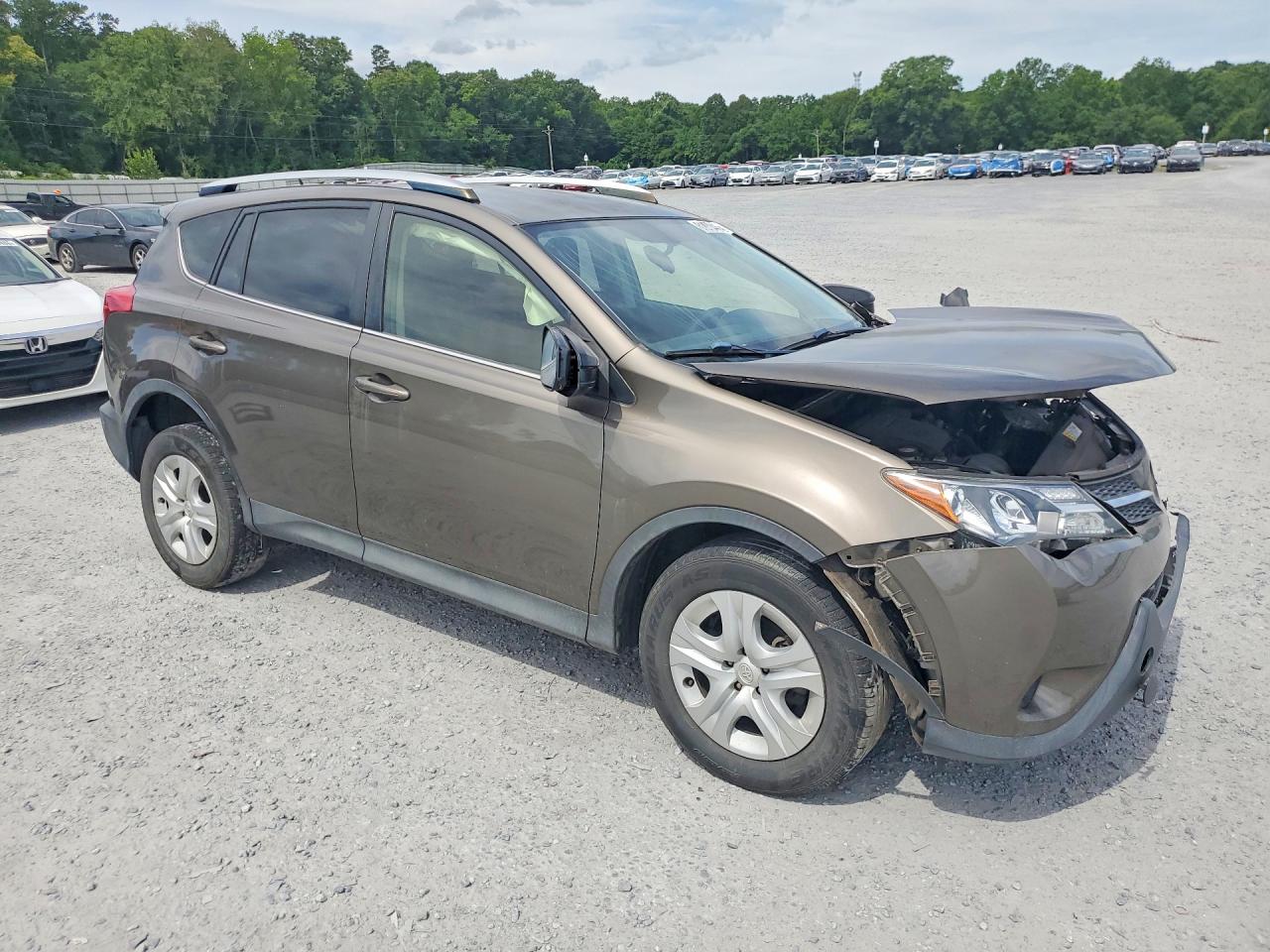 2015 Toyota Rav4 Le Brown vin: JTMZFREV1FD069330