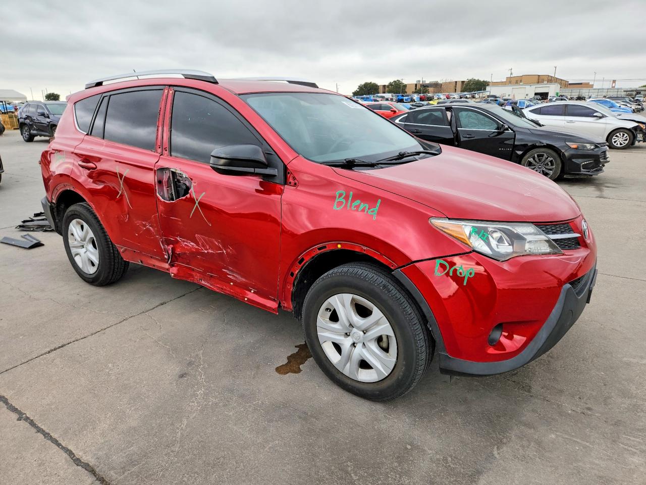 2015 Toyota Rav4 Le Red vin: JTMZFREV1FD071790