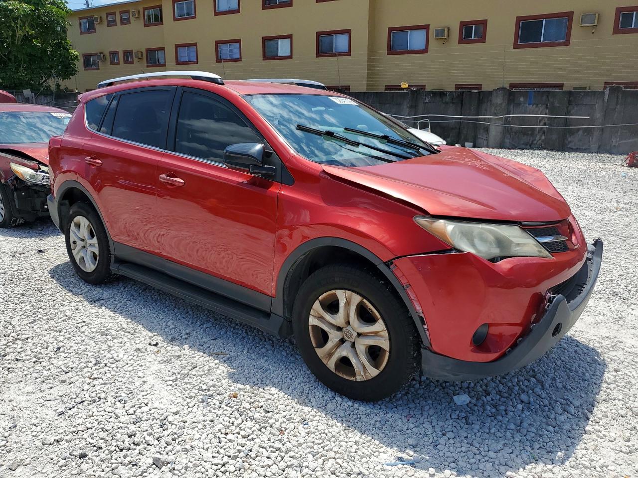 2015 Toyota Rav4 Le Red vin: JTMZFREV1FJ057373