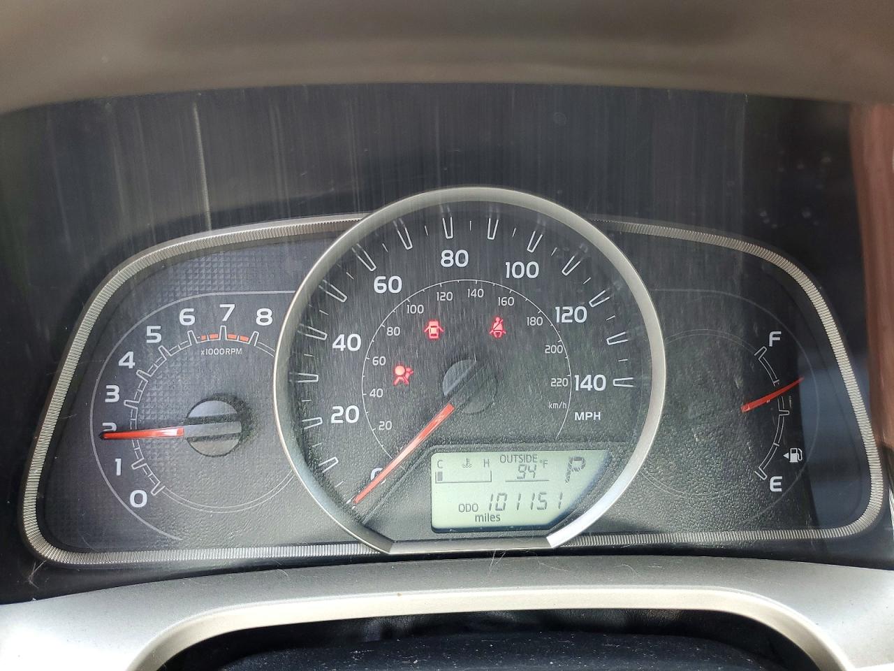 2015 Toyota Rav4 Le Red vin: JTMZFREV1FJ057373