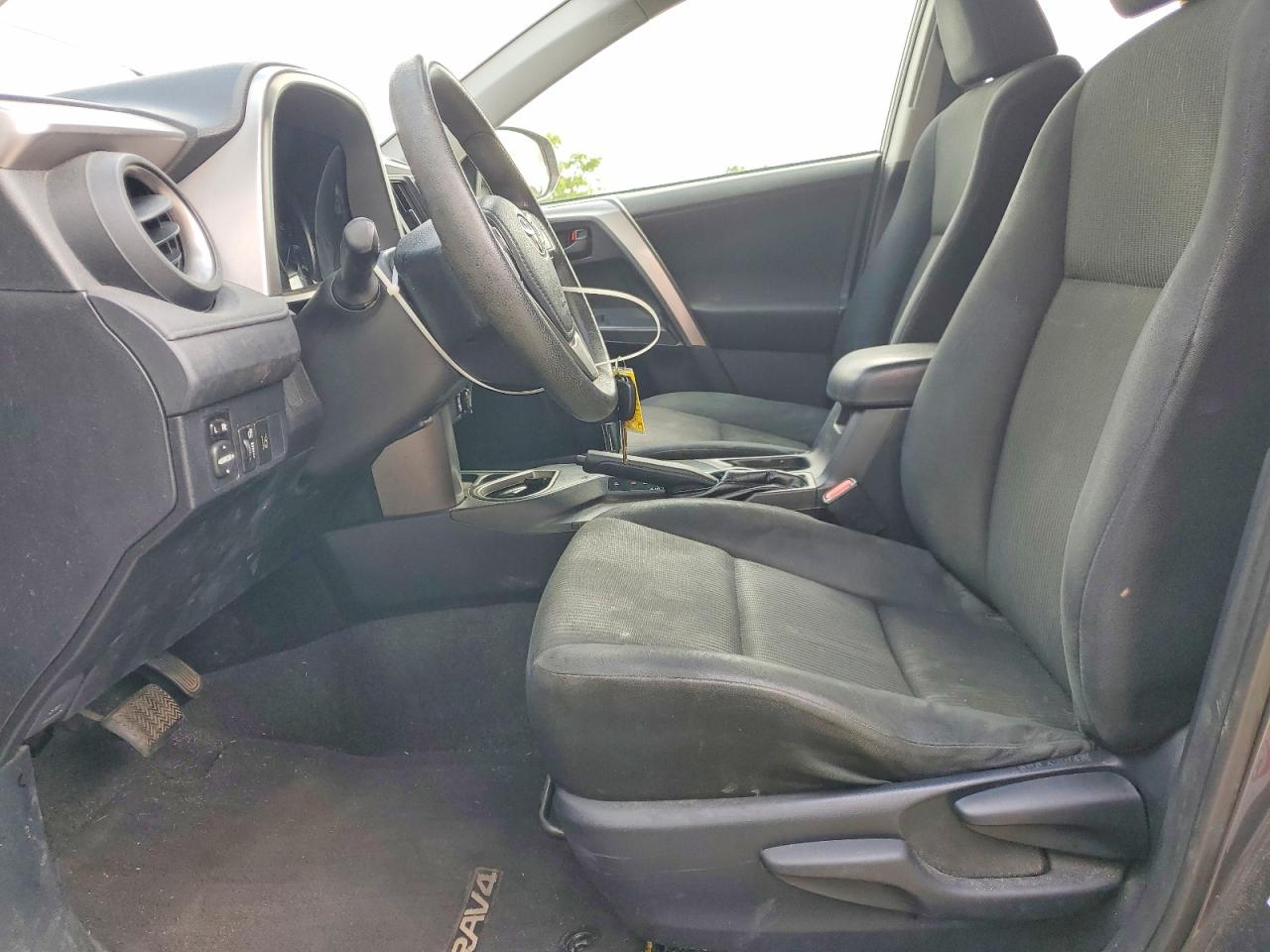 2017 Toyota Rav4 Le Серый vin: JTMZFREV1HJ714983