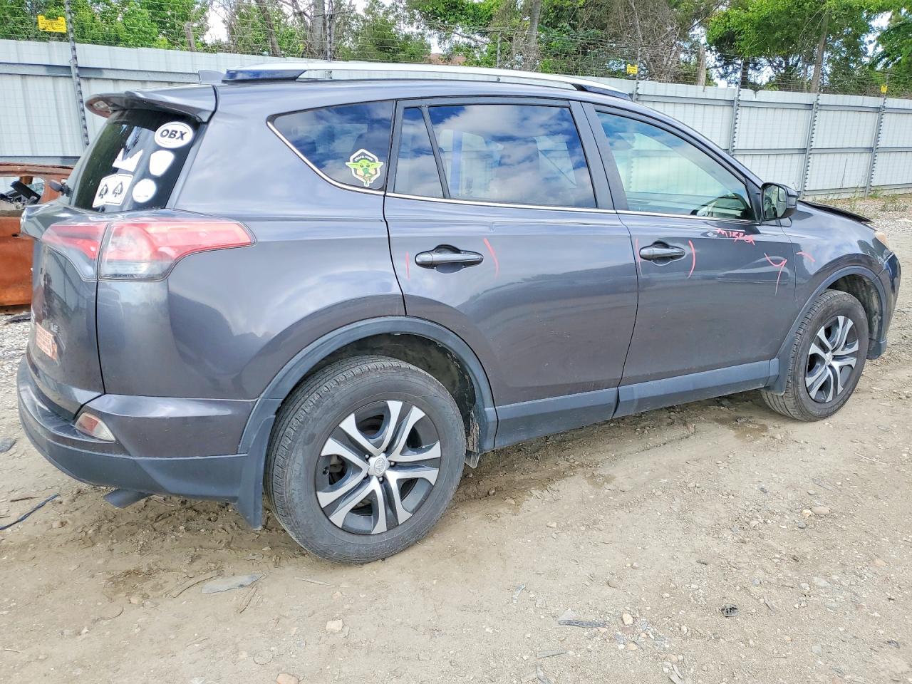 2017 Toyota Rav4 Le Серый vin: JTMZFREV1HJ714983