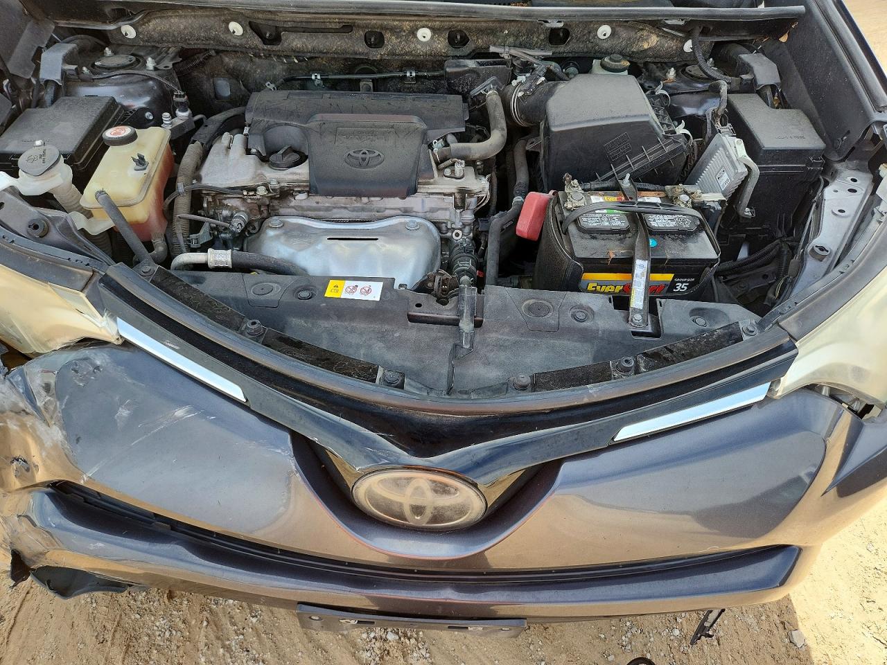 2018 Toyota Rav4 Le Gray vin: JTMZFREV1JJ166893