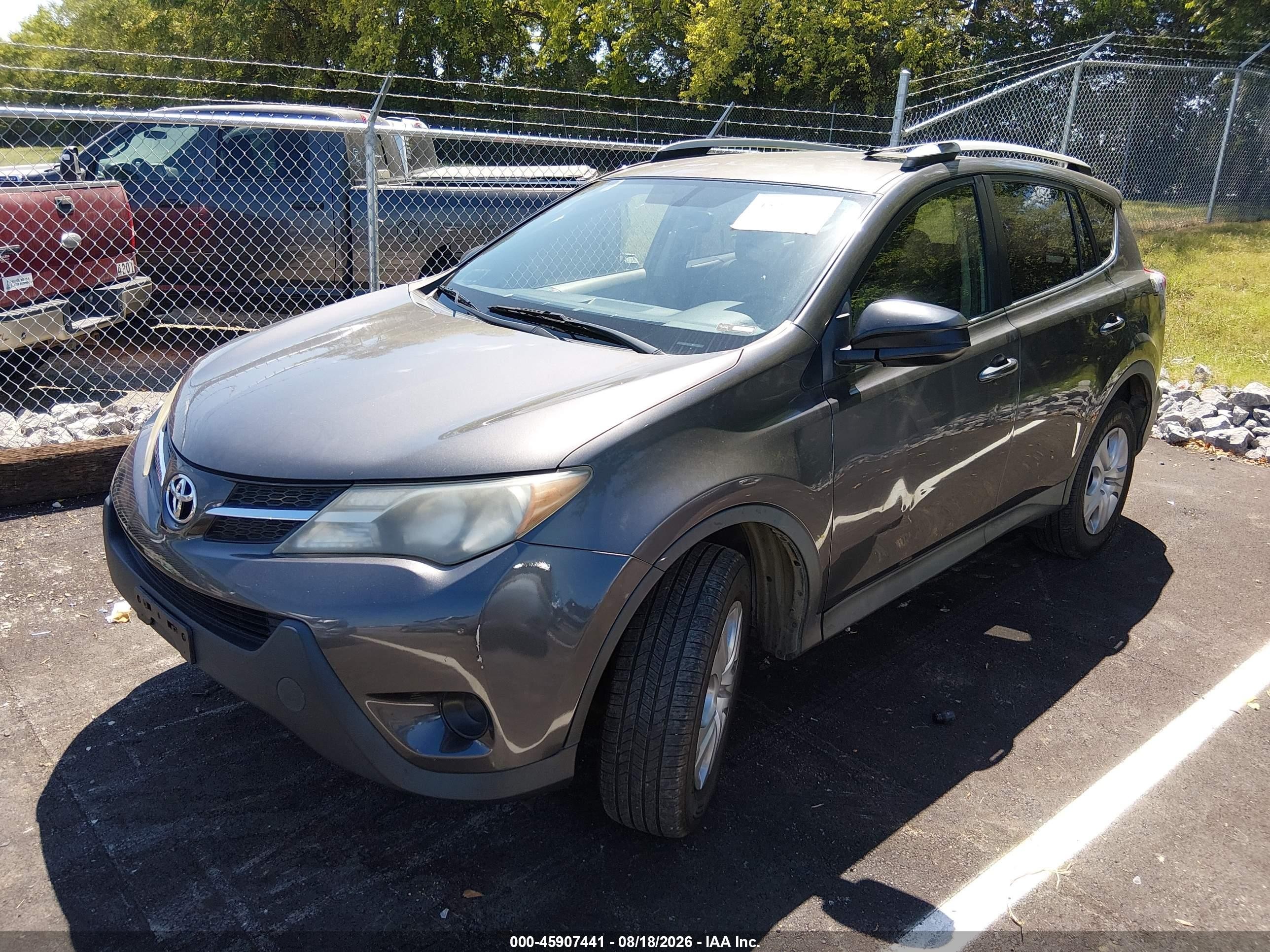 2013 Toyota Rav4 Le Gray vin: JTMZFREV2D5008477