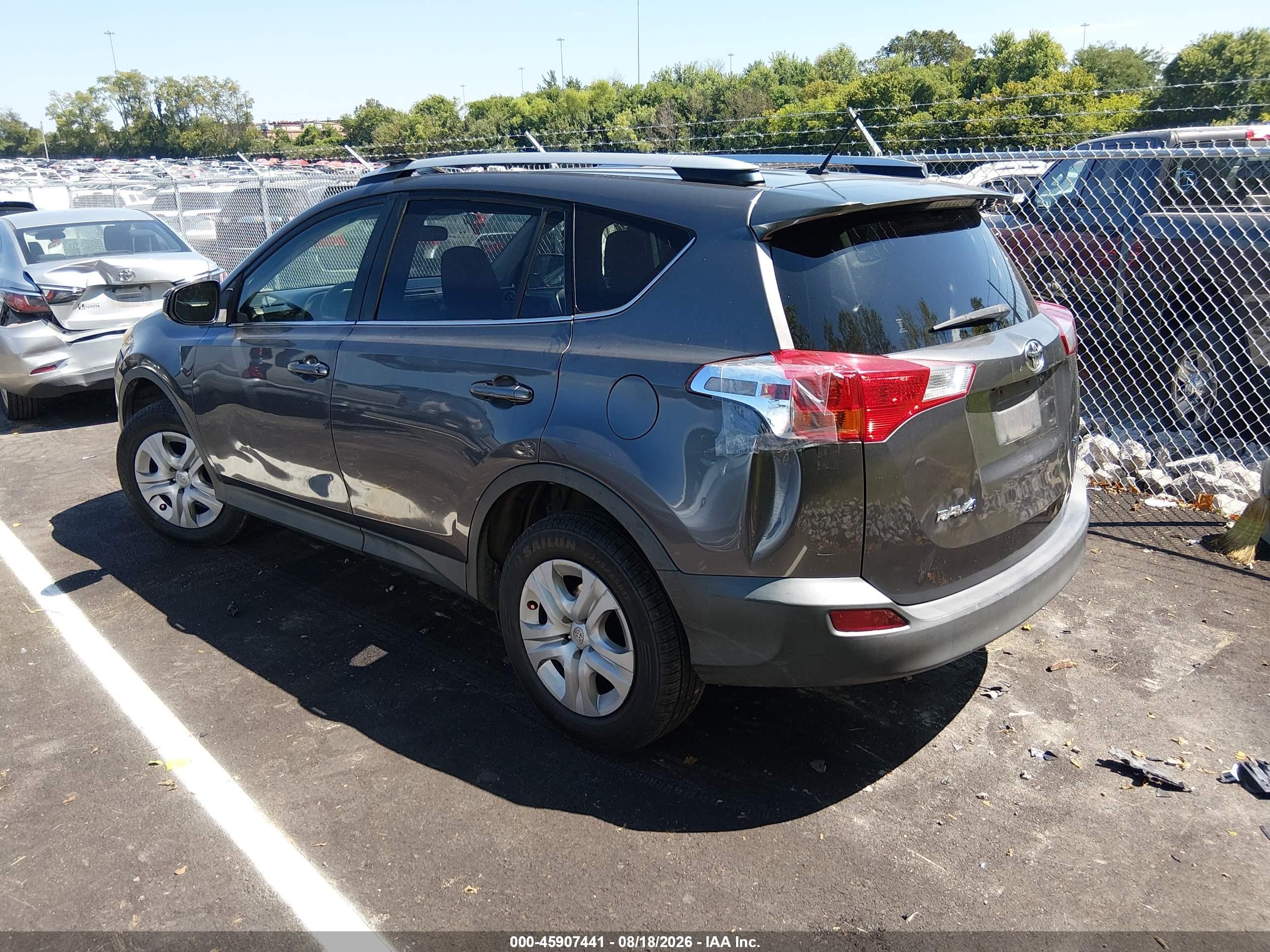 2013 Toyota Rav4 Le Gray vin: JTMZFREV2D5008477