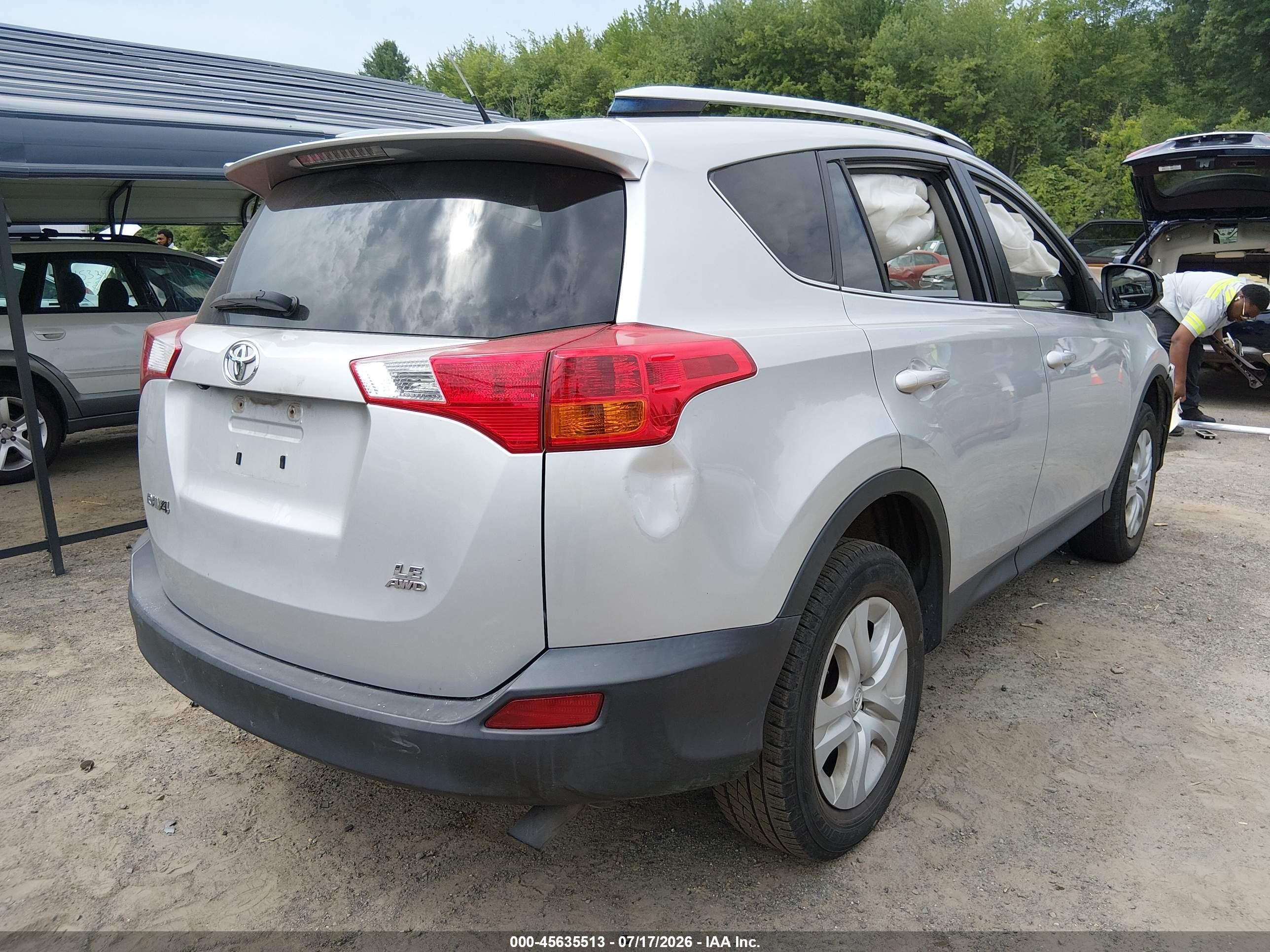 2014 Toyota Rav4 Le Silver vin: JTMZFREV2ED030387
