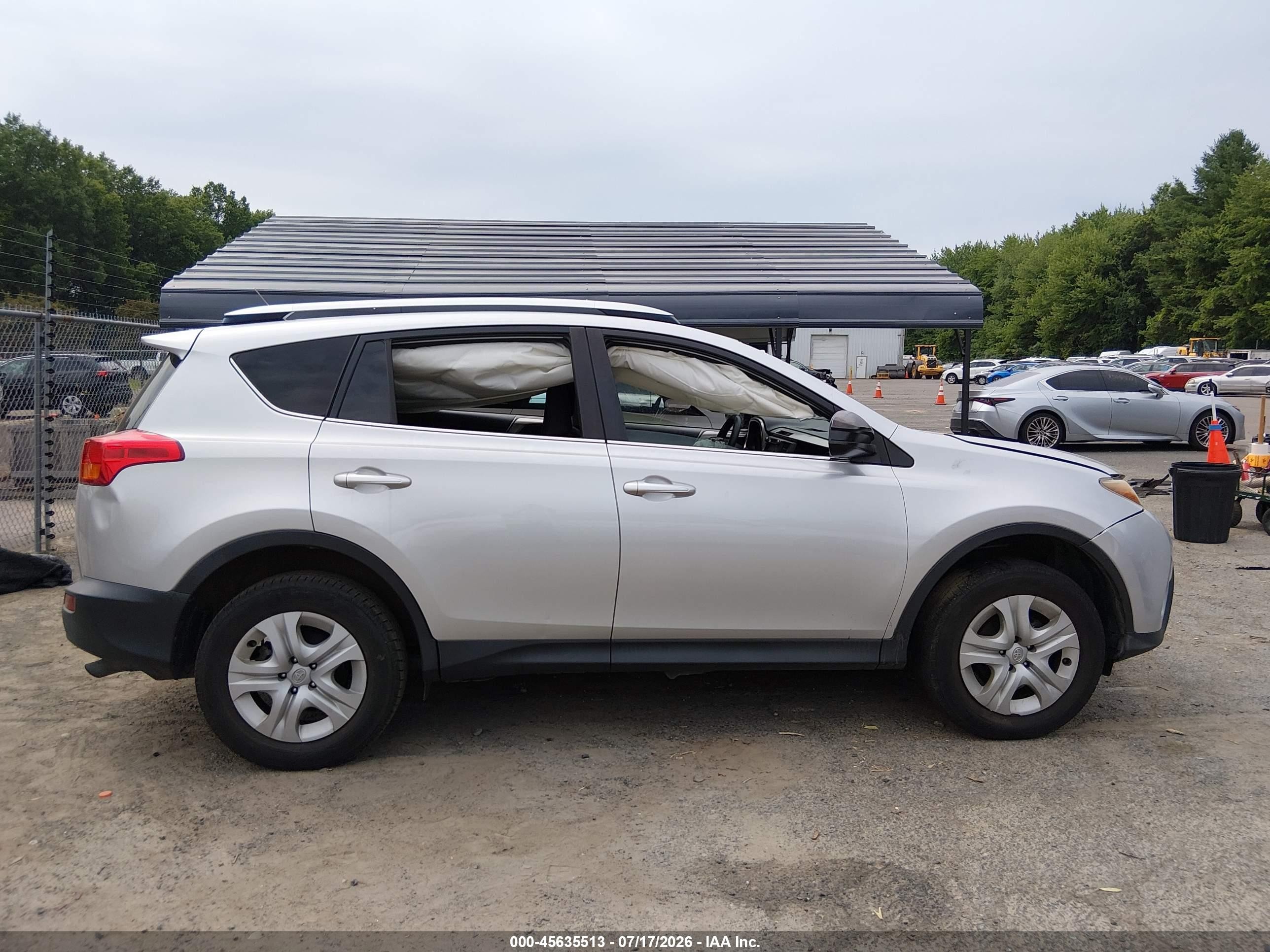 2014 Toyota Rav4 Le Silver vin: JTMZFREV2ED030387