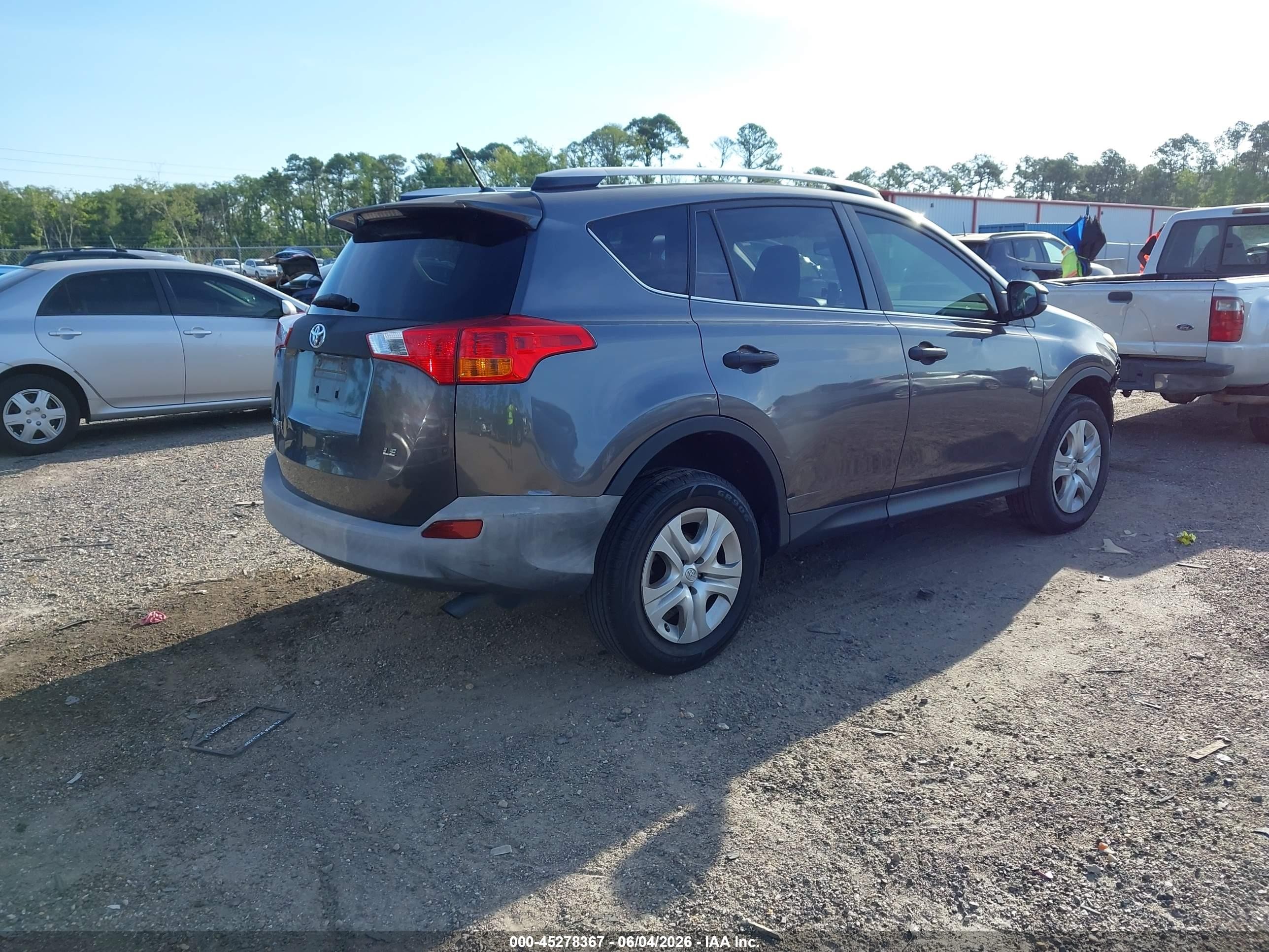 2014 Toyota Rav4 Le Gray vin: JTMZFREV2EJ001344