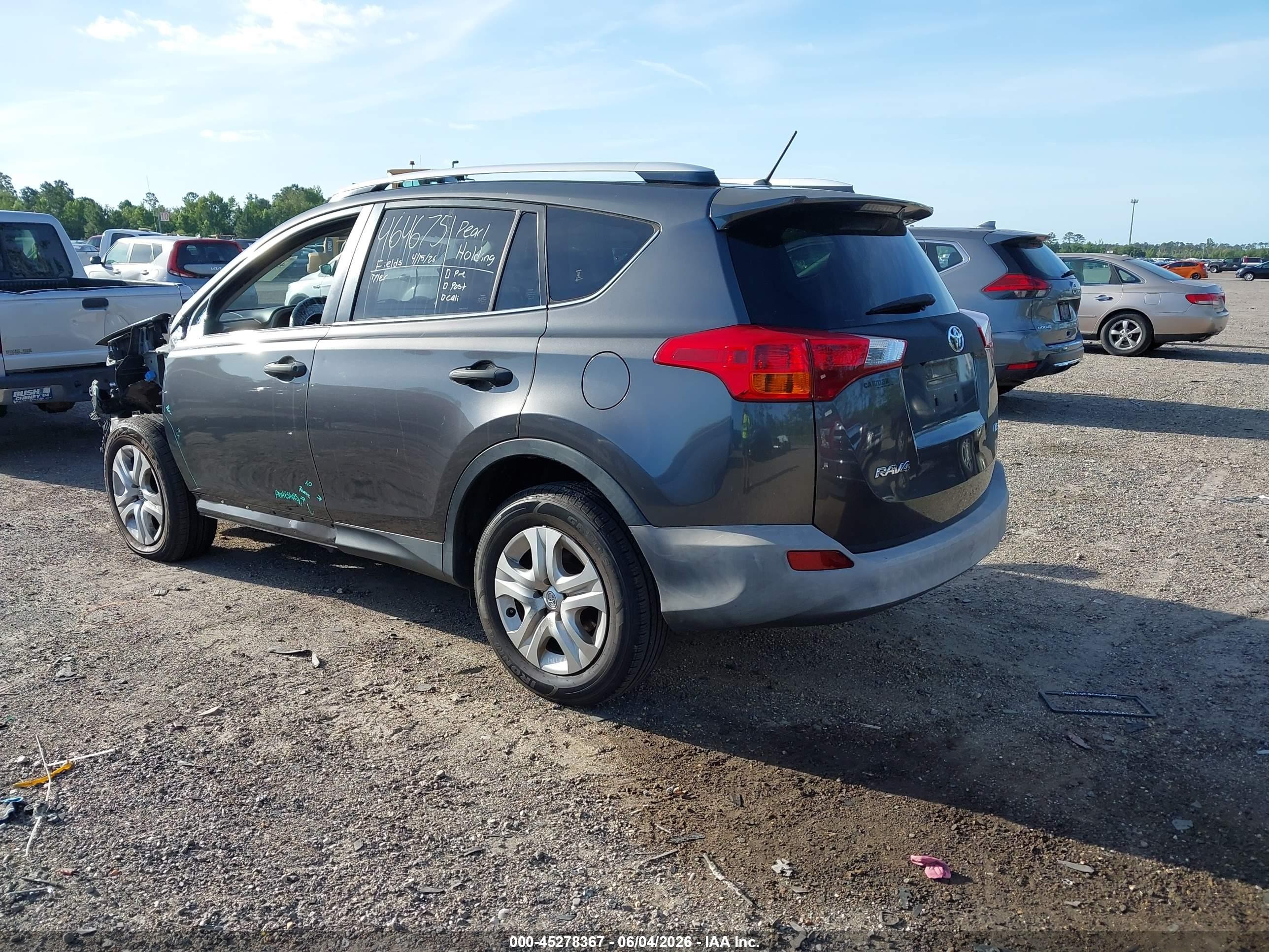 2014 Toyota Rav4 Le Gray vin: JTMZFREV2EJ001344