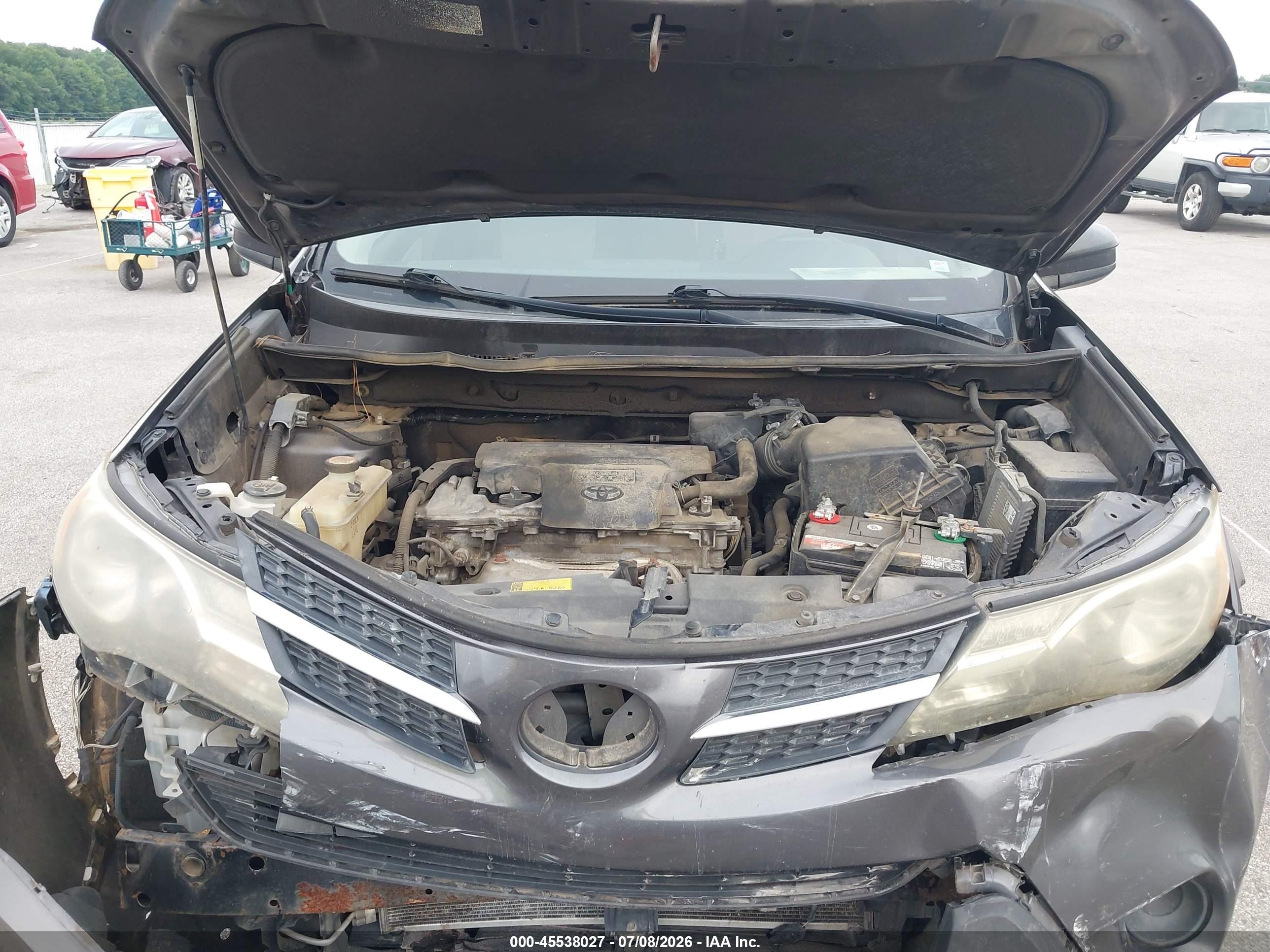 2014 Toyota Rav4 Le Gray vin: JTMZFREV2EJ021478