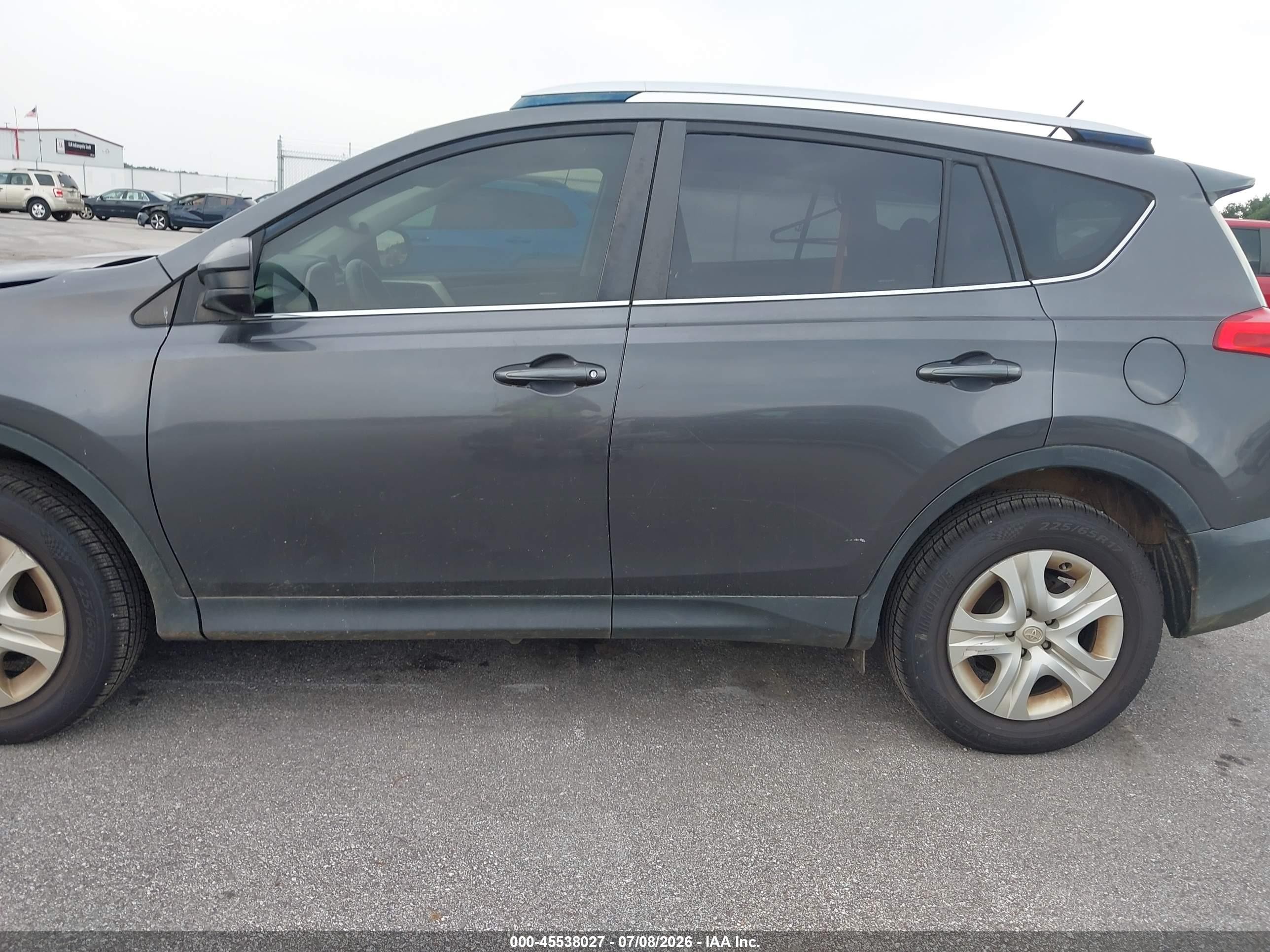2014 Toyota Rav4 Le Gray vin: JTMZFREV2EJ021478