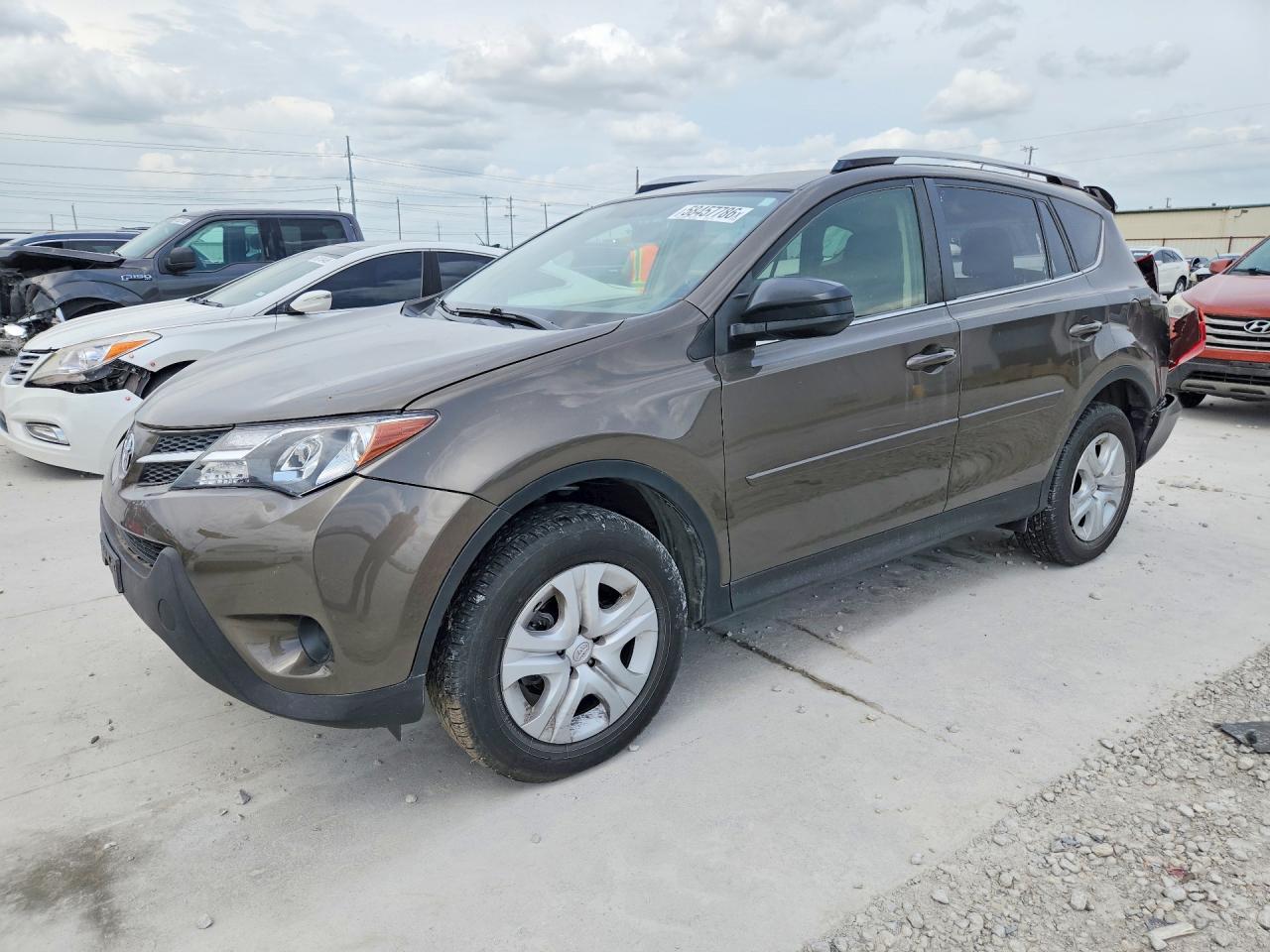2015 Toyota Rav4 Le Gray vin: JTMZFREV2FD059311