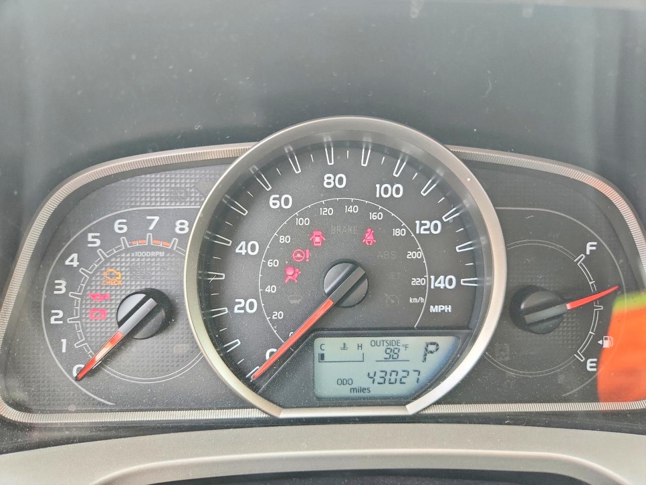 2015 Toyota Rav4 Le Gray vin: JTMZFREV2FD059311