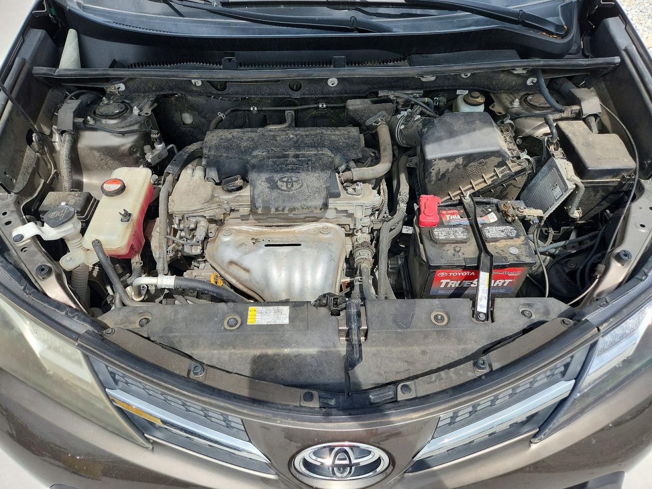 2015 Toyota Rav4 Le Gray vin: JTMZFREV2FD059311