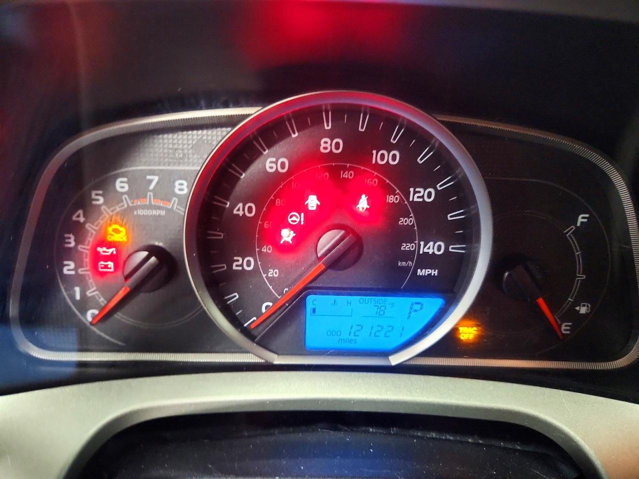 2015 Toyota Rav4 Le Charcoal vin: JTMZFREV2FD071409