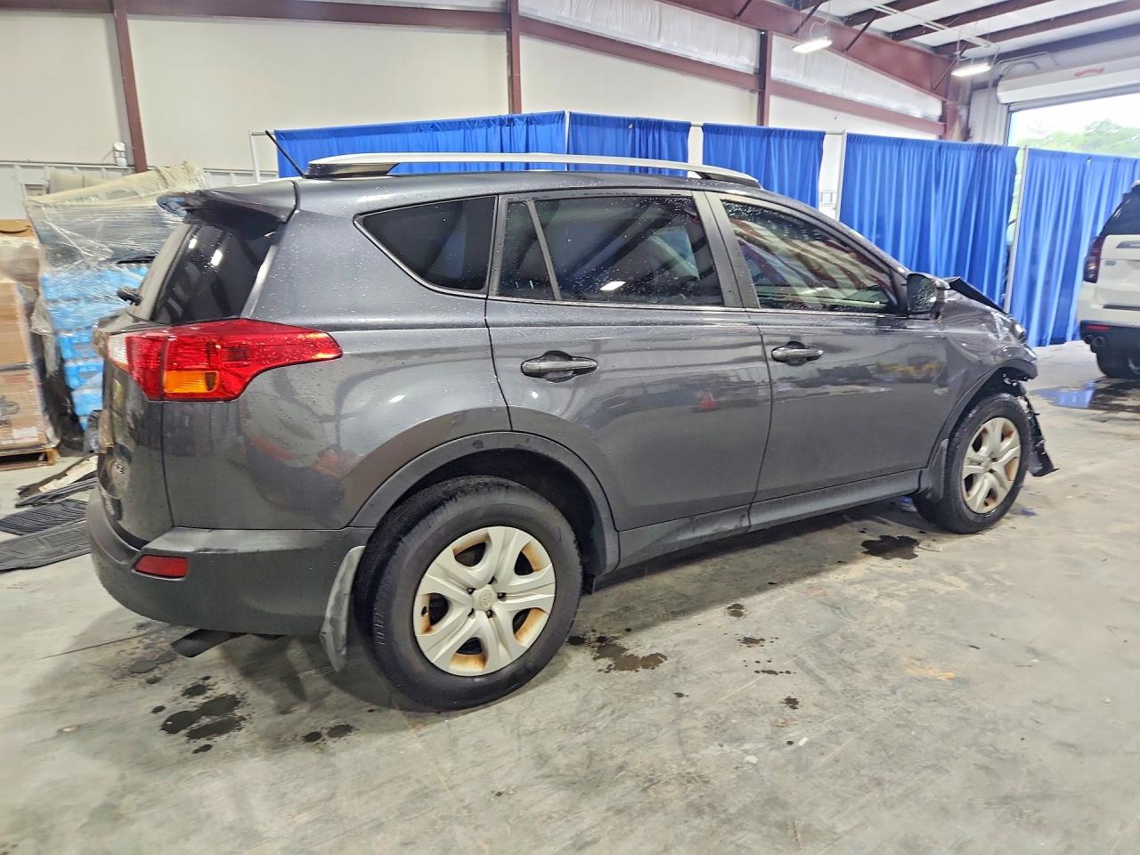 2015 Toyota Rav4 Le Charcoal vin: JTMZFREV2FD071409