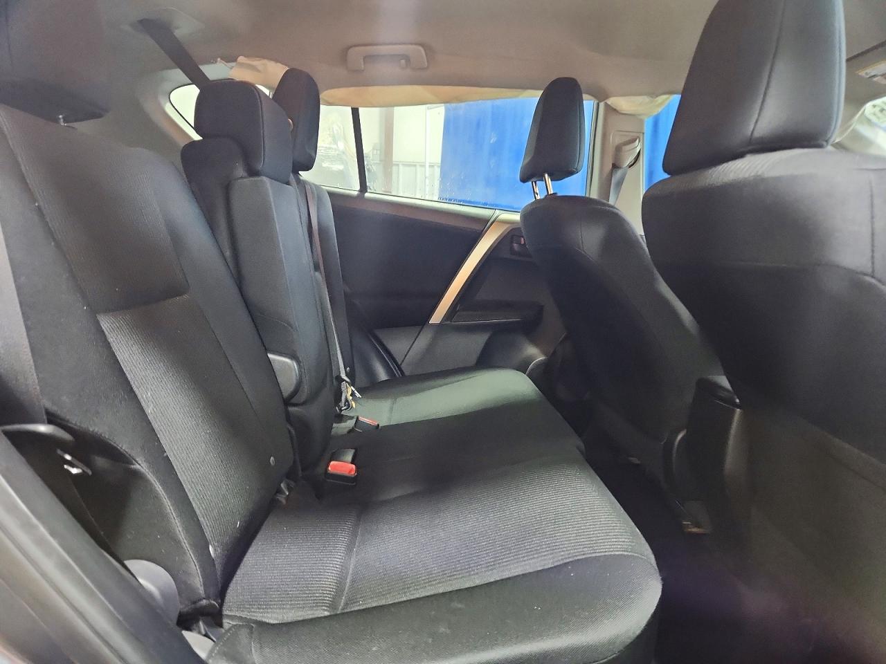 2015 Toyota Rav4 Le Charcoal vin: JTMZFREV2FD071409